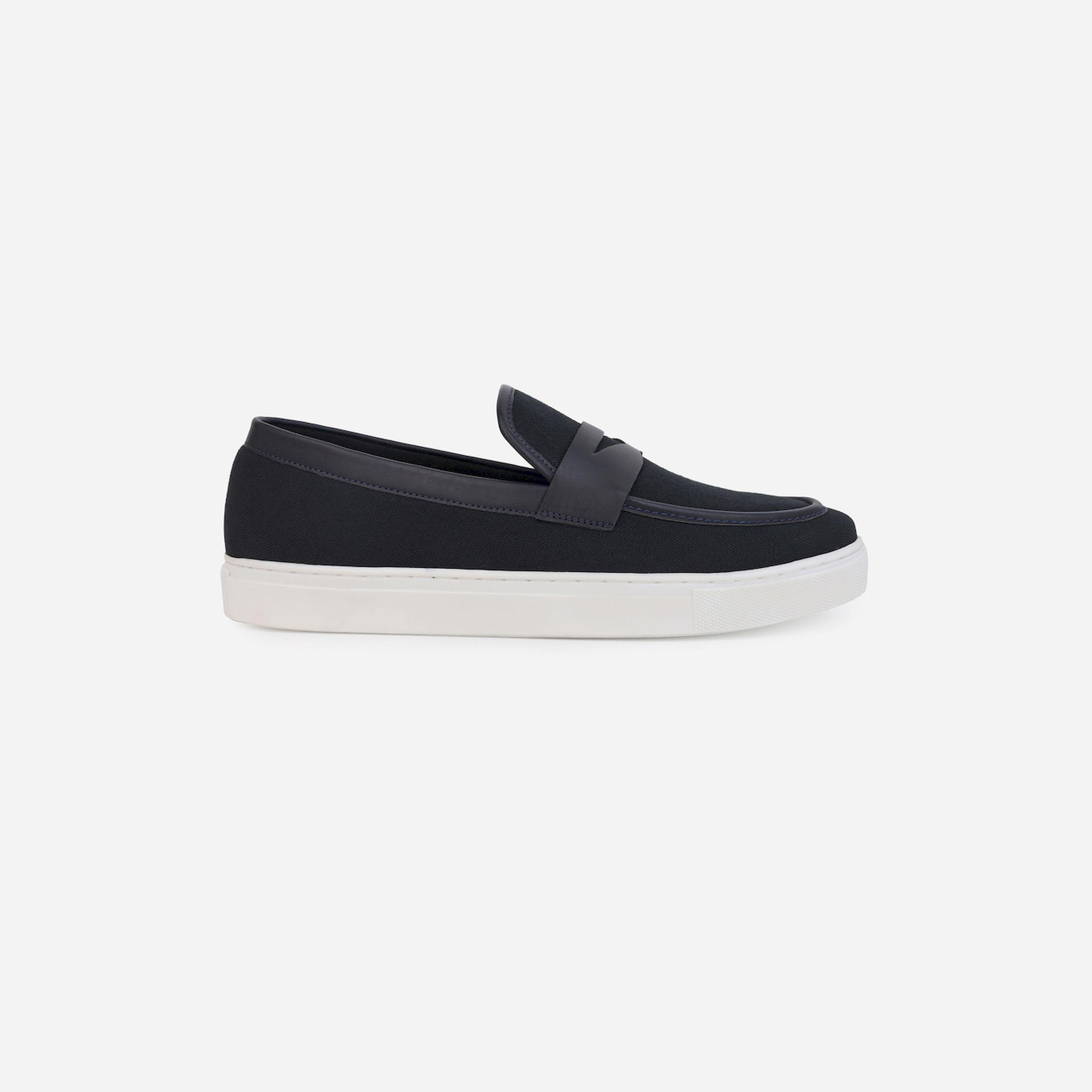 ستايلي - حذاء كاجوال سهل الارتداء بكعب منخفض-men-shoes-loafersandmoccasins-image-3