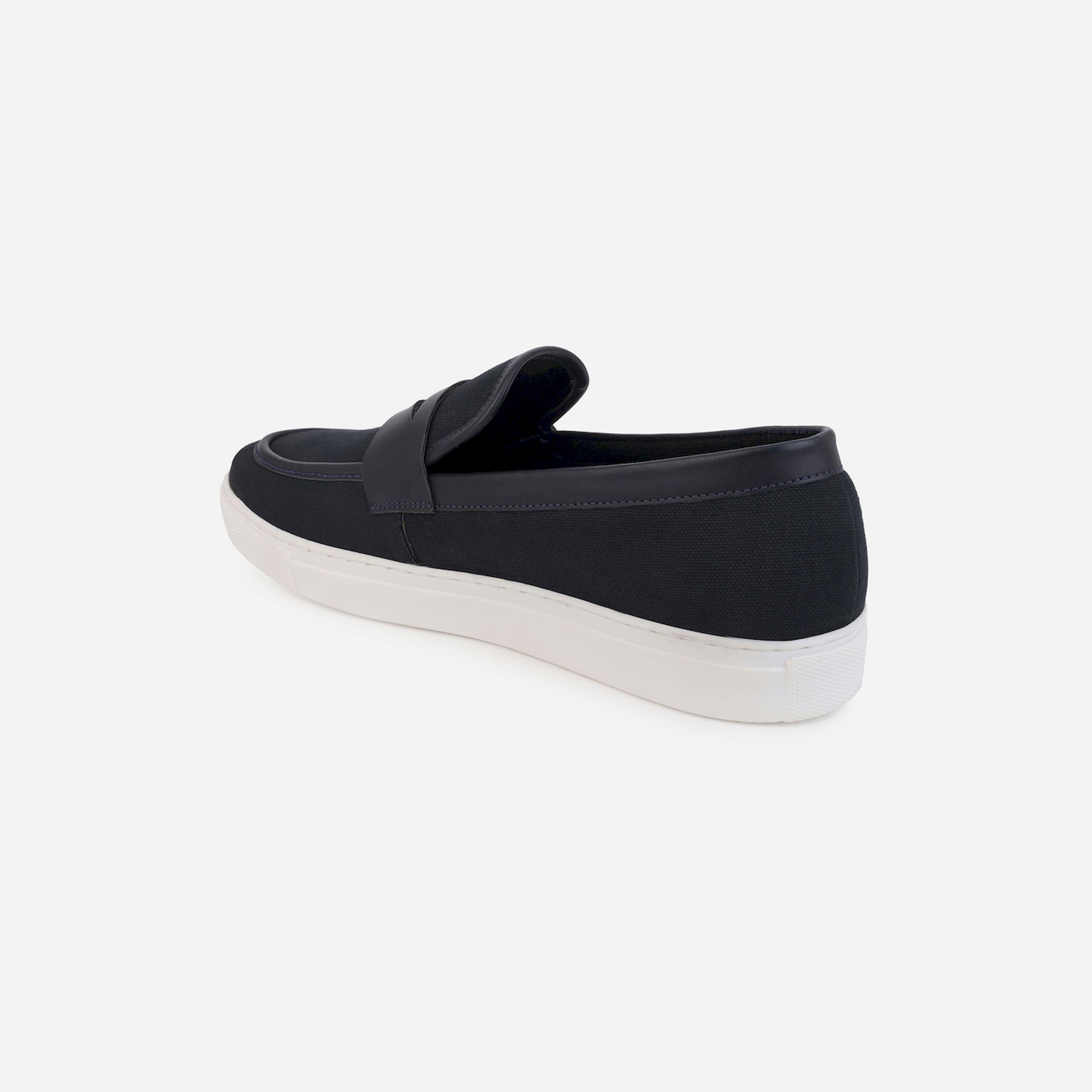 ستايلي - حذاء كاجوال سهل الارتداء بكعب منخفض-men-shoes-loafersandmoccasins-image-5