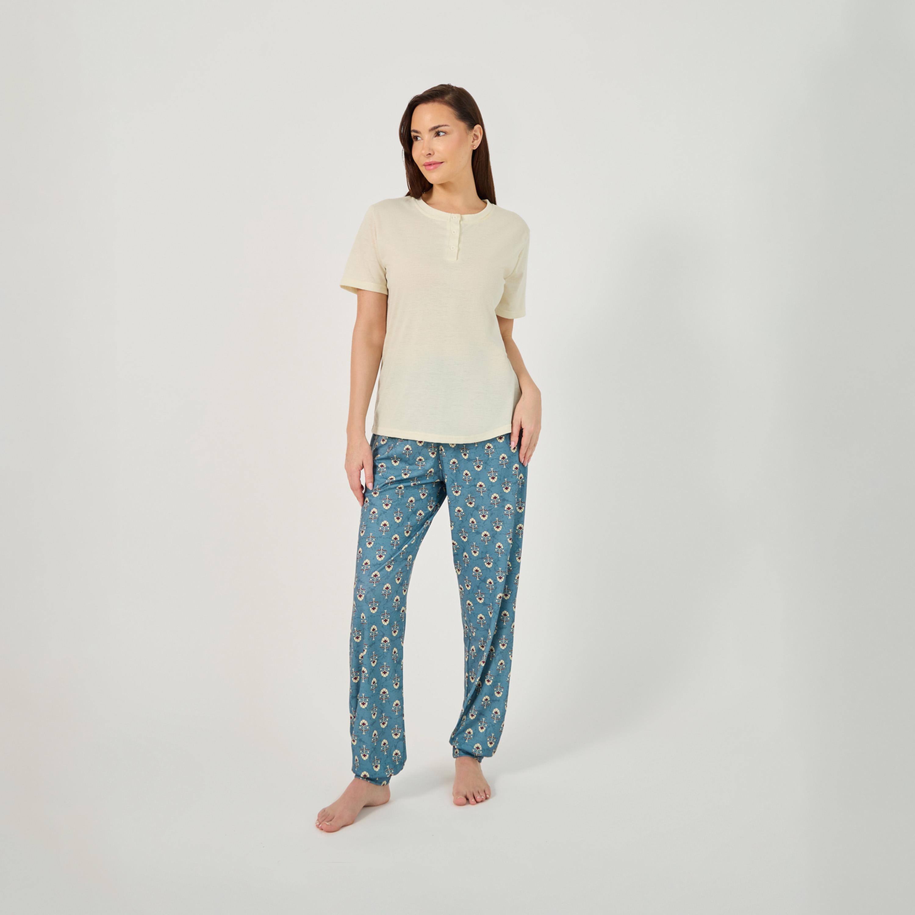 Styli Lettuce Edge Short Sleeve T-Shirt And Pyjama Set-women-clothing-nightwear-pyjamas-longsets-image-1