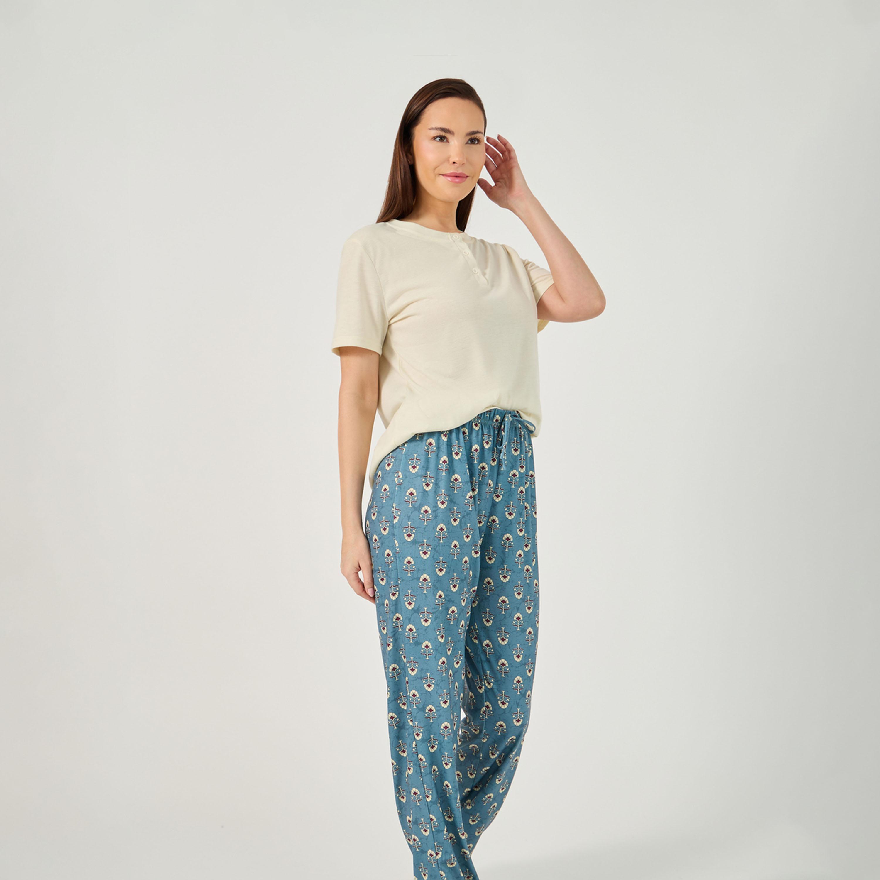 Styli Lettuce Edge Short Sleeve T-Shirt And Pyjama Set-women-clothing-nightwear-pyjamas-longsets-image-6