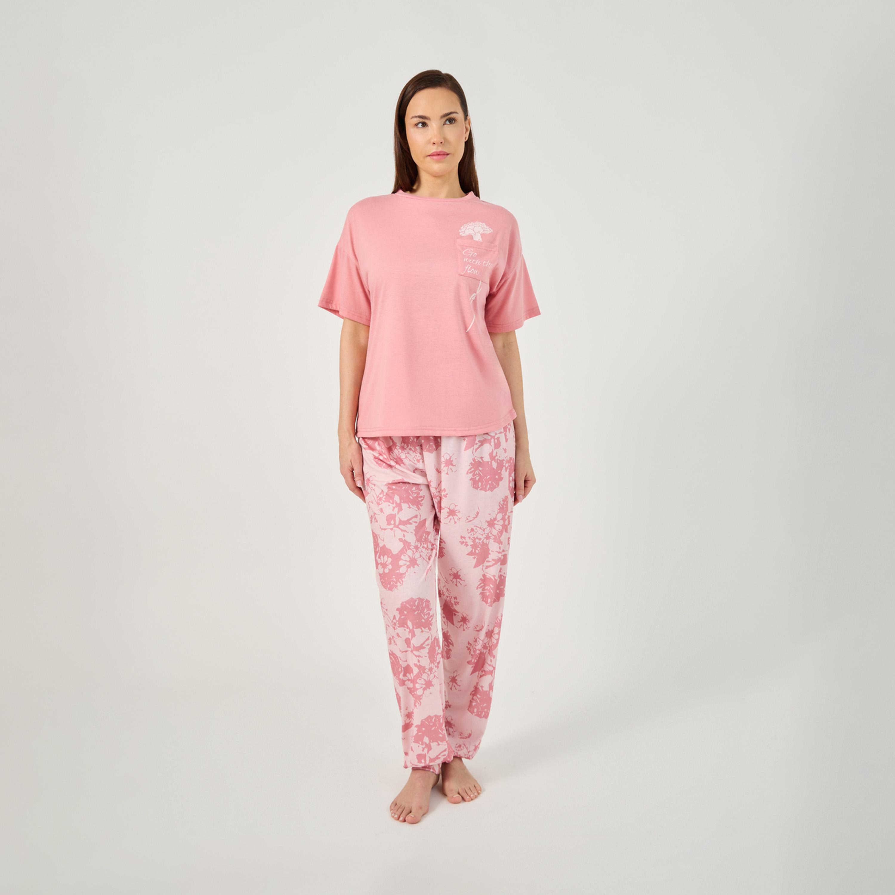 Styli Slogan Print Pocket Detail T-Shirt And Pyjama Set-women-clothing-nightwear-pyjamas-longsets-image-2