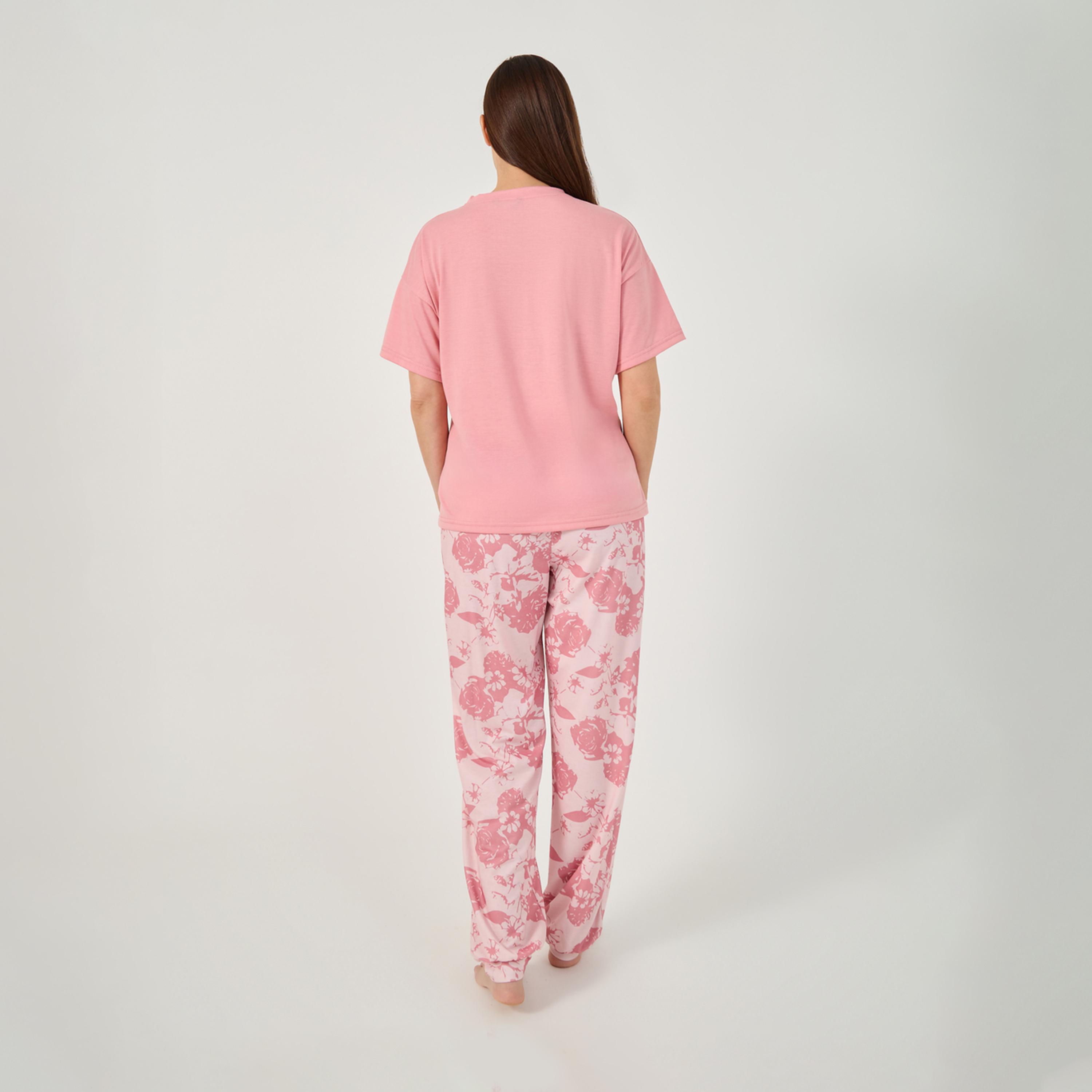 Styli Slogan Print Pocket Detail T-Shirt And Pyjama Set-women-clothing-nightwear-pyjamas-longsets-image-6