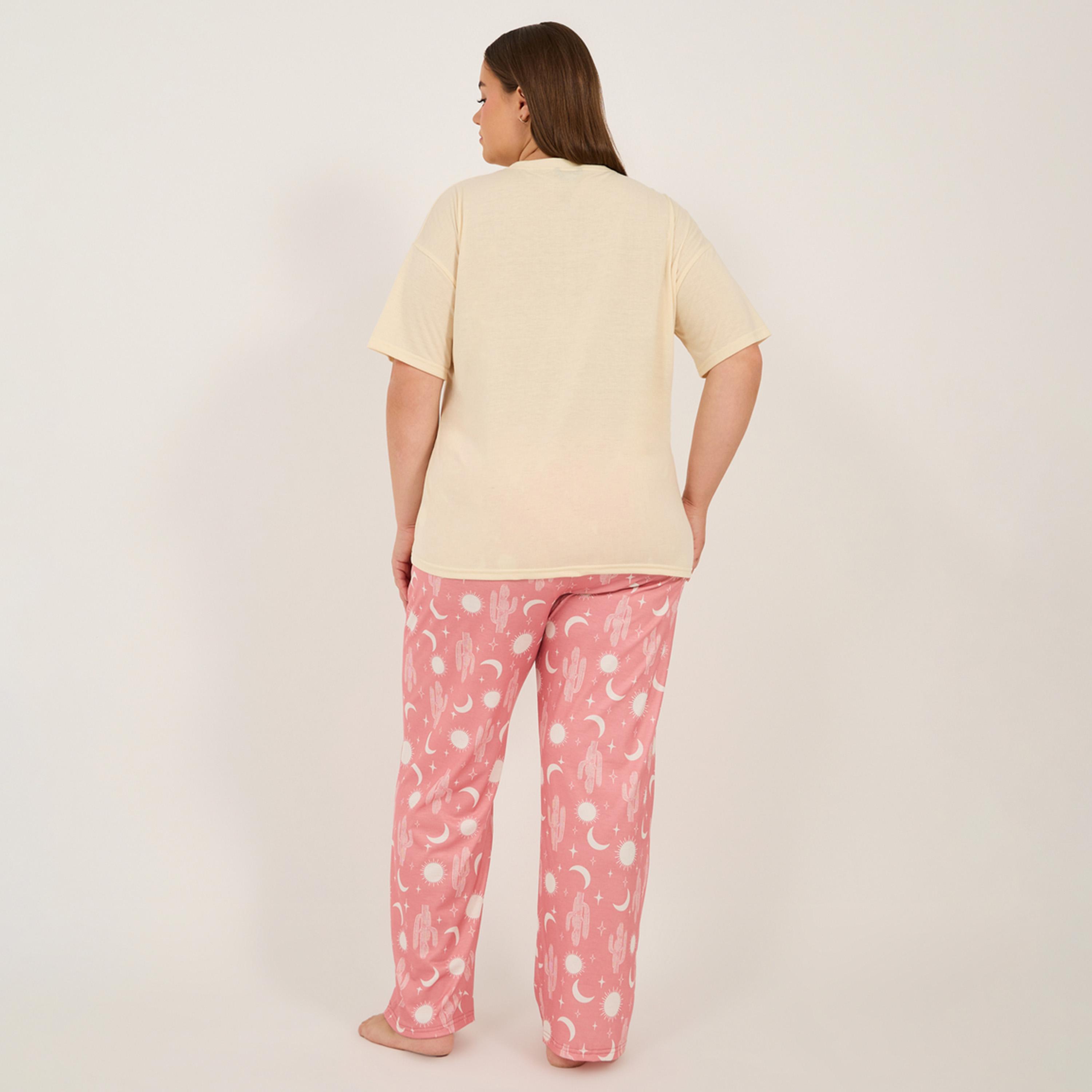 Styli Plus Size Graphic Print T-Shirt and Pyjama Set-women-clothing-nightwear-pyjamas-longsets-image-6