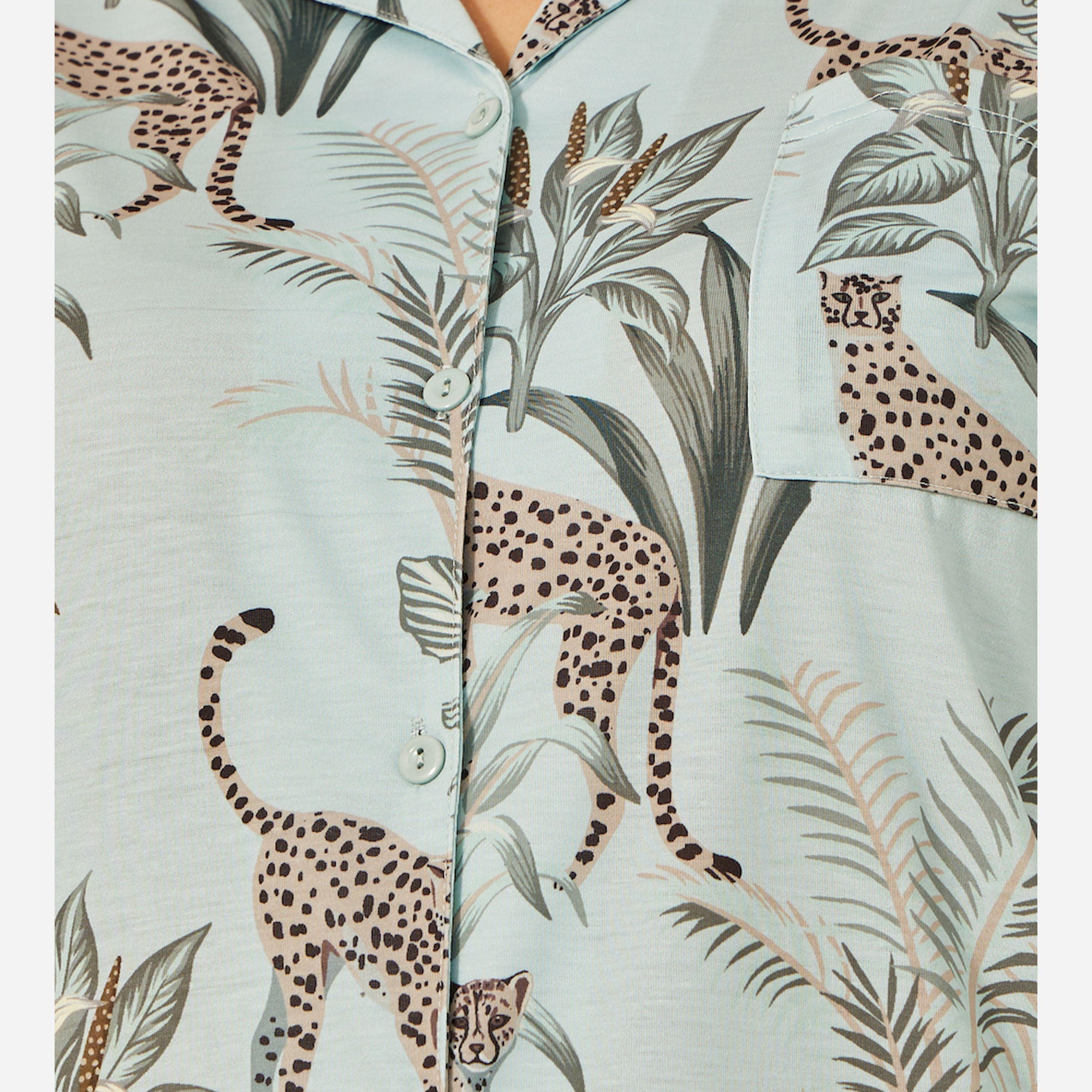 Styli Unwind Giraffe Wildlife Button Through Shirt And Pj Set - Luxe Tropical-women-clothing-plussize-nightwear-nightwearsets-image-4