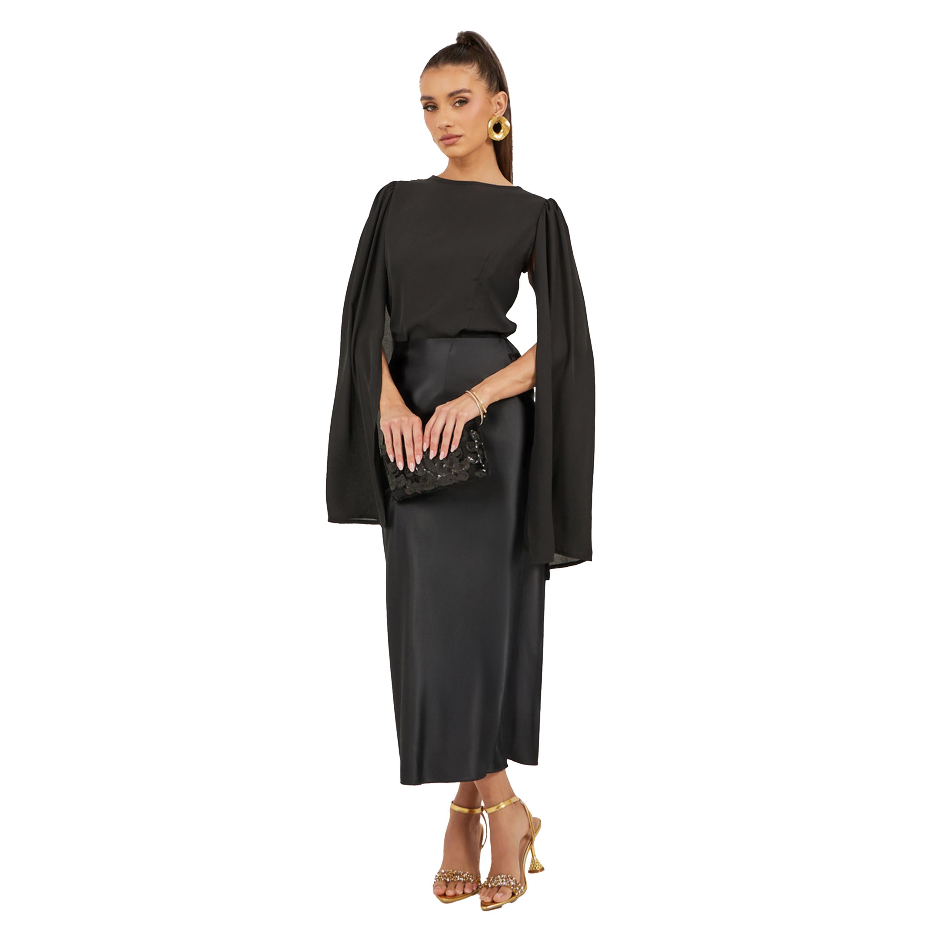 ستايلي -  بلوزة سادة بياقة دائرية وأكمام طويلة-women-clothing-shirtsandblouses-blouses-image-1