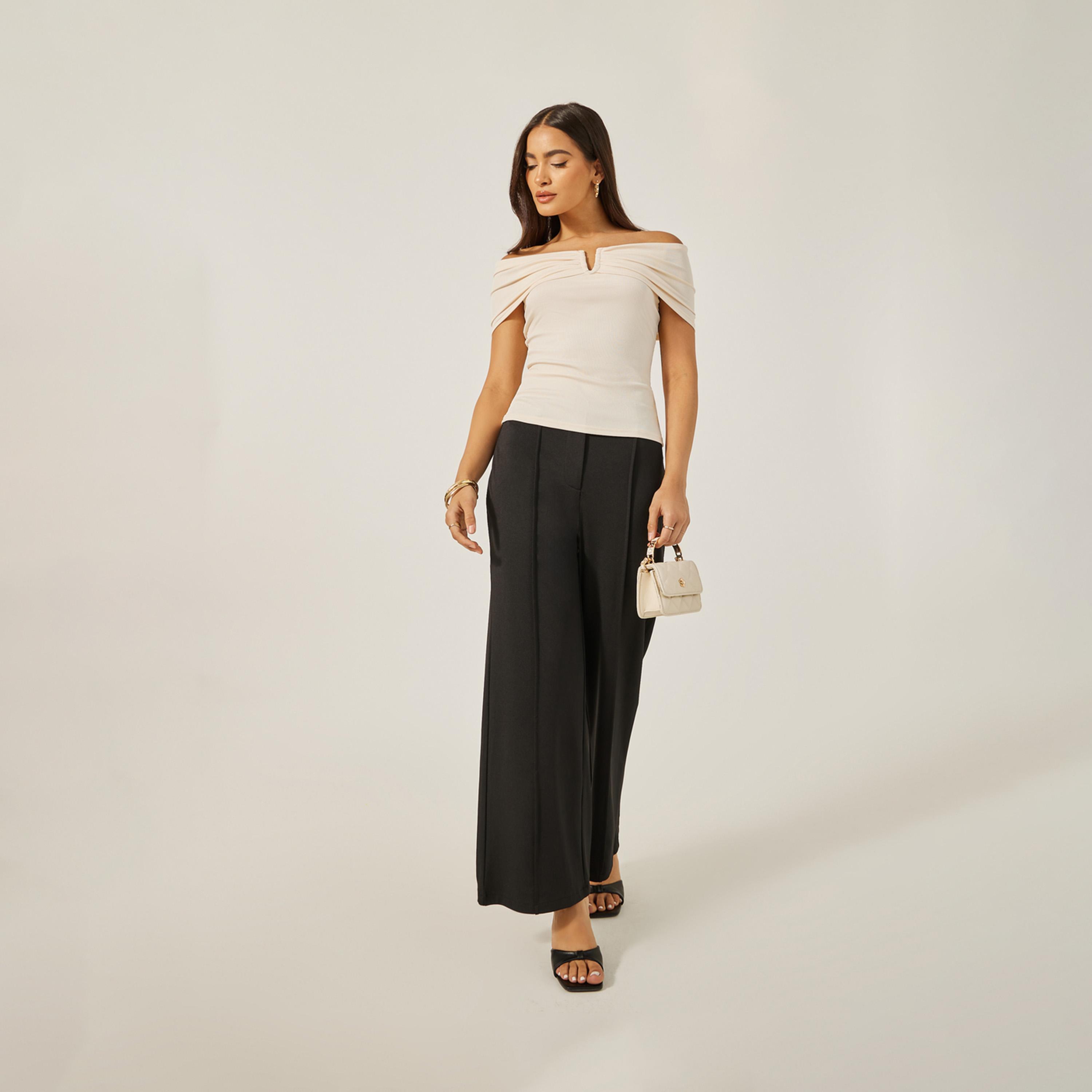 ستايلي - بلوزة مضلعة ملائمة للجسم بأكتاف مكشوفة-women-clothing-shirtsandblouses-blouses-image-2