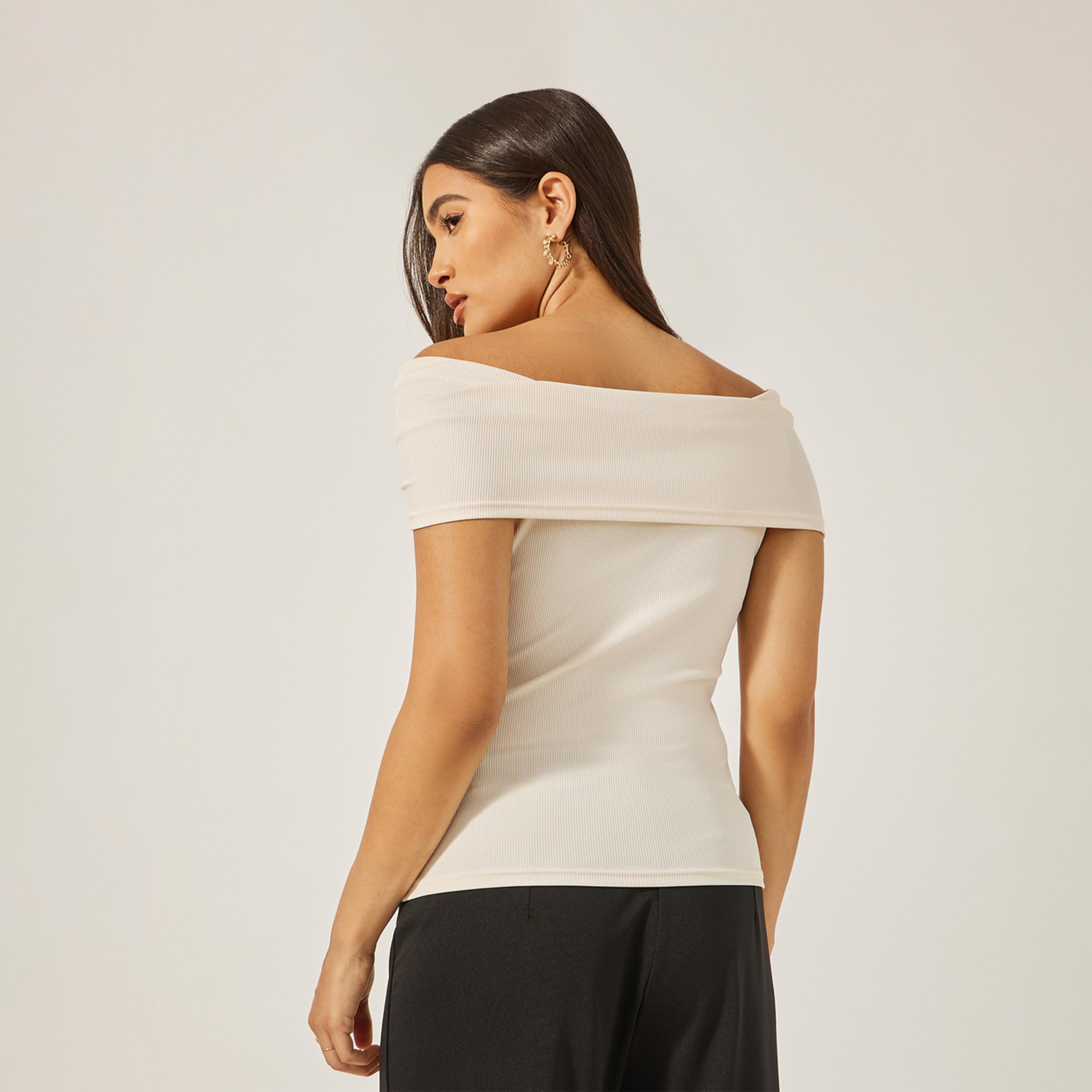 ستايلي - بلوزة مضلعة ملائمة للجسم بأكتاف مكشوفة-women-clothing-shirtsandblouses-blouses-image-5