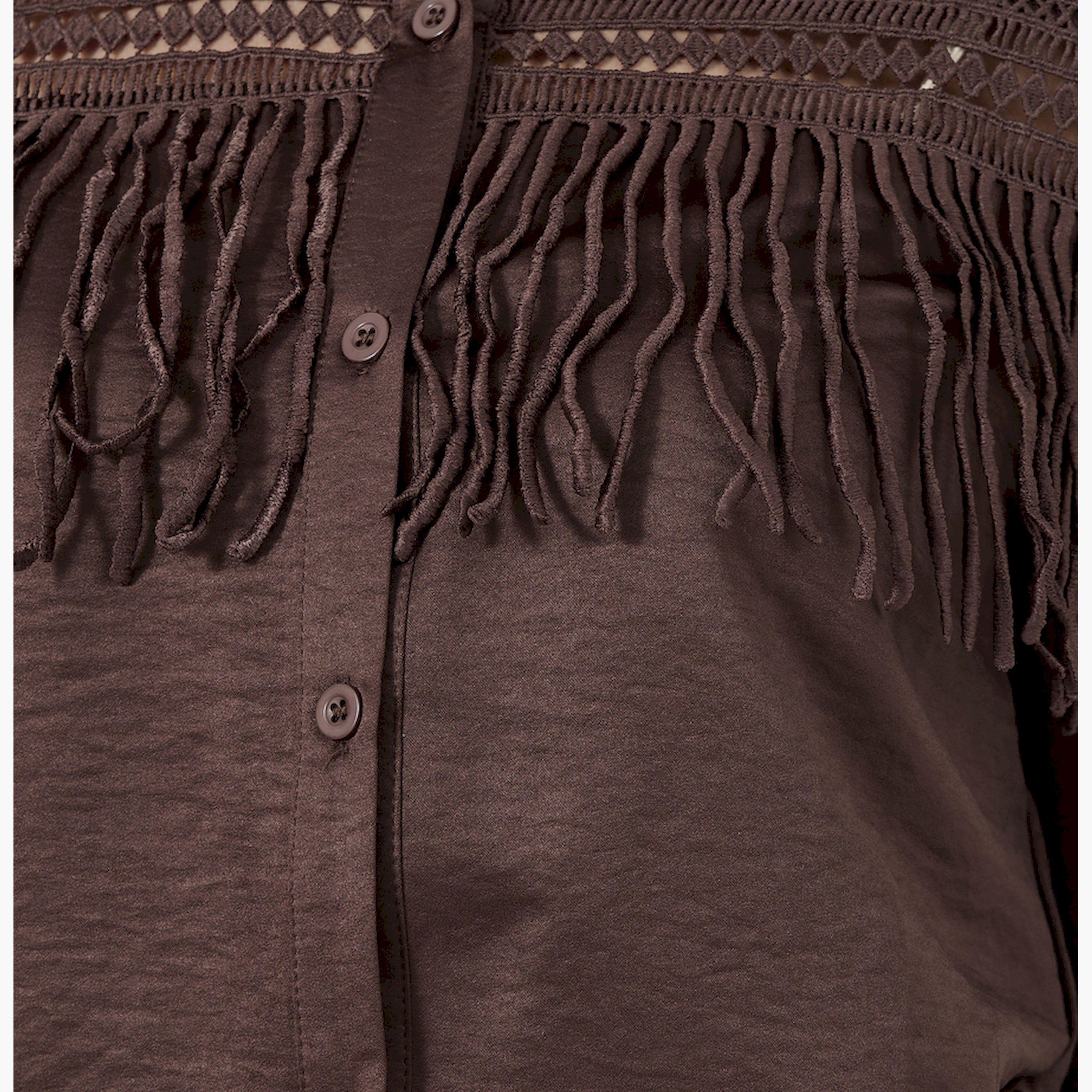 ستايلي - قميص سادة بقصة عادية مع تفاصيل شراشيب-women-clothing-shirtsandblouses-shirts-image-3