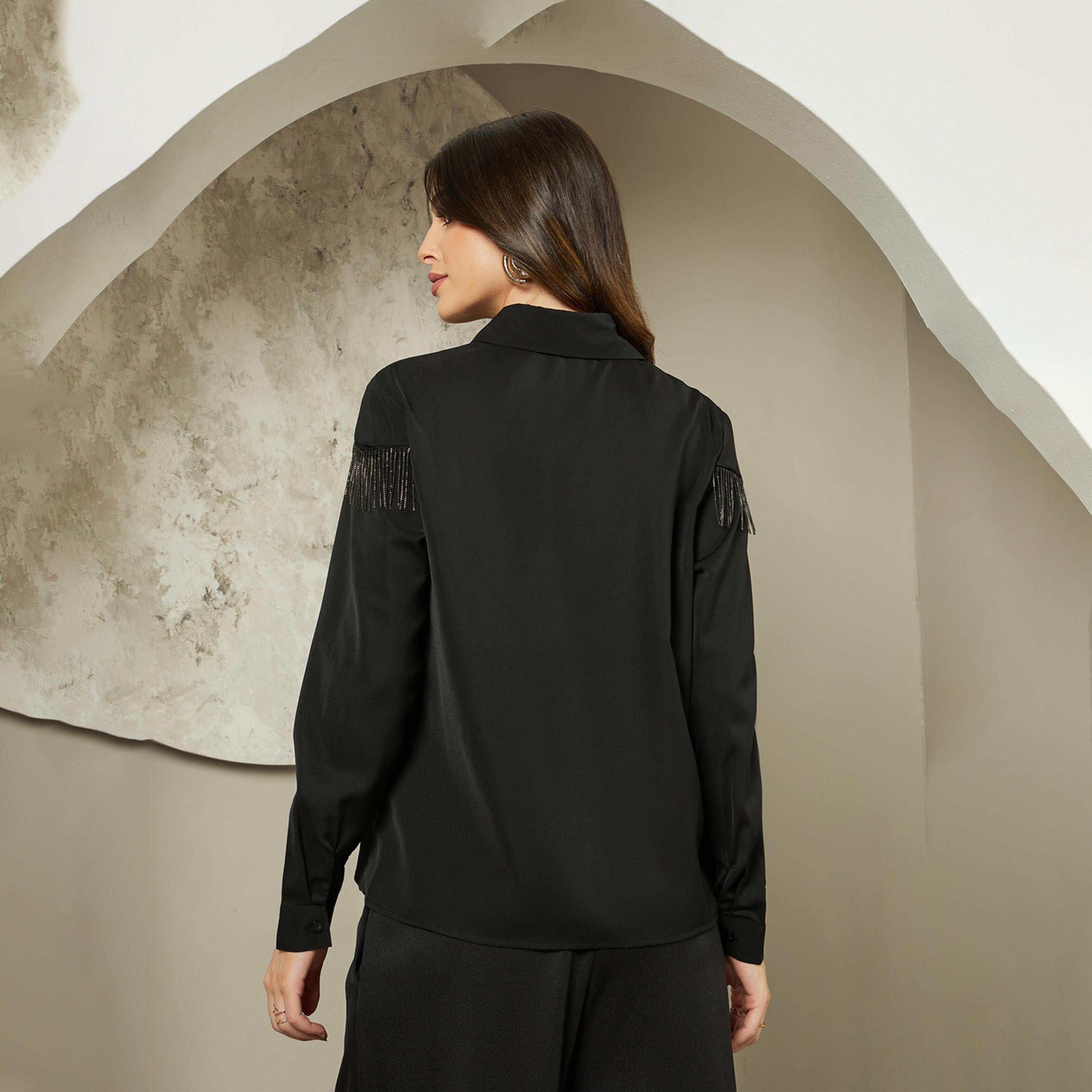ستايلي - قميص بمظهر جلد سويدي مخملي وياقة واسعة وتفاصيل شراشيب-women-clothing-shirtsandblouses-shirts-image-5