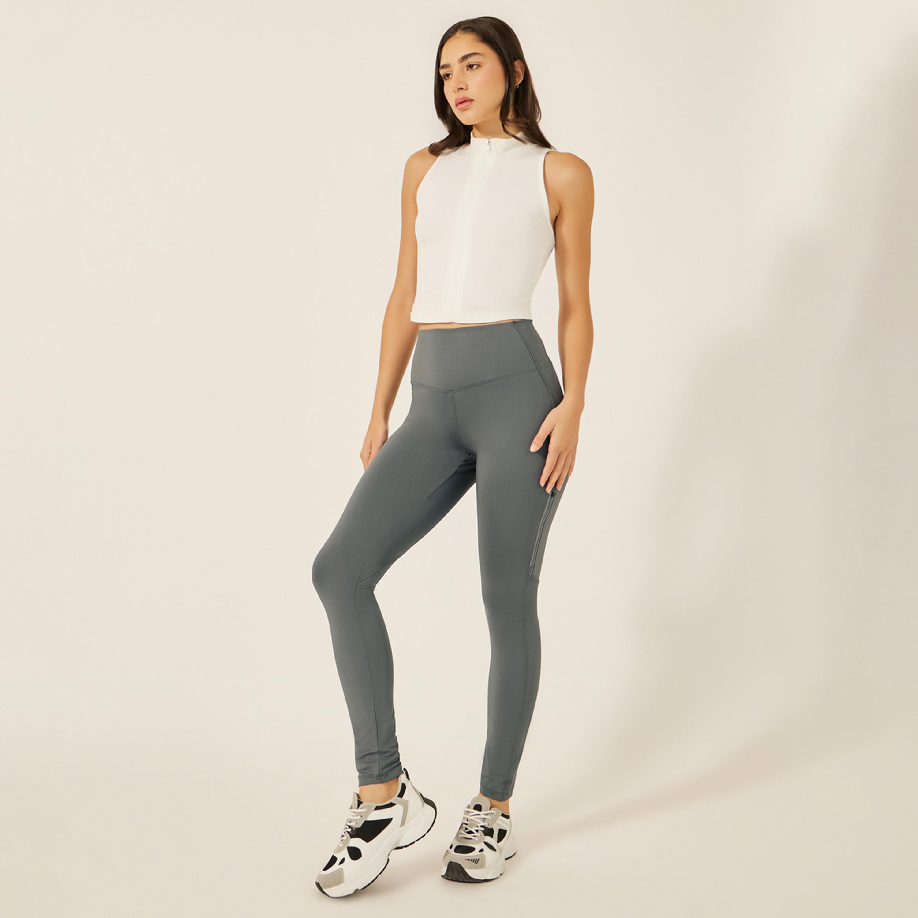 Styli High Rise Zipped Pockets Leggings-women-clothing-sportswearandactivewear-bottoms-joggersandtrackpants-image-2