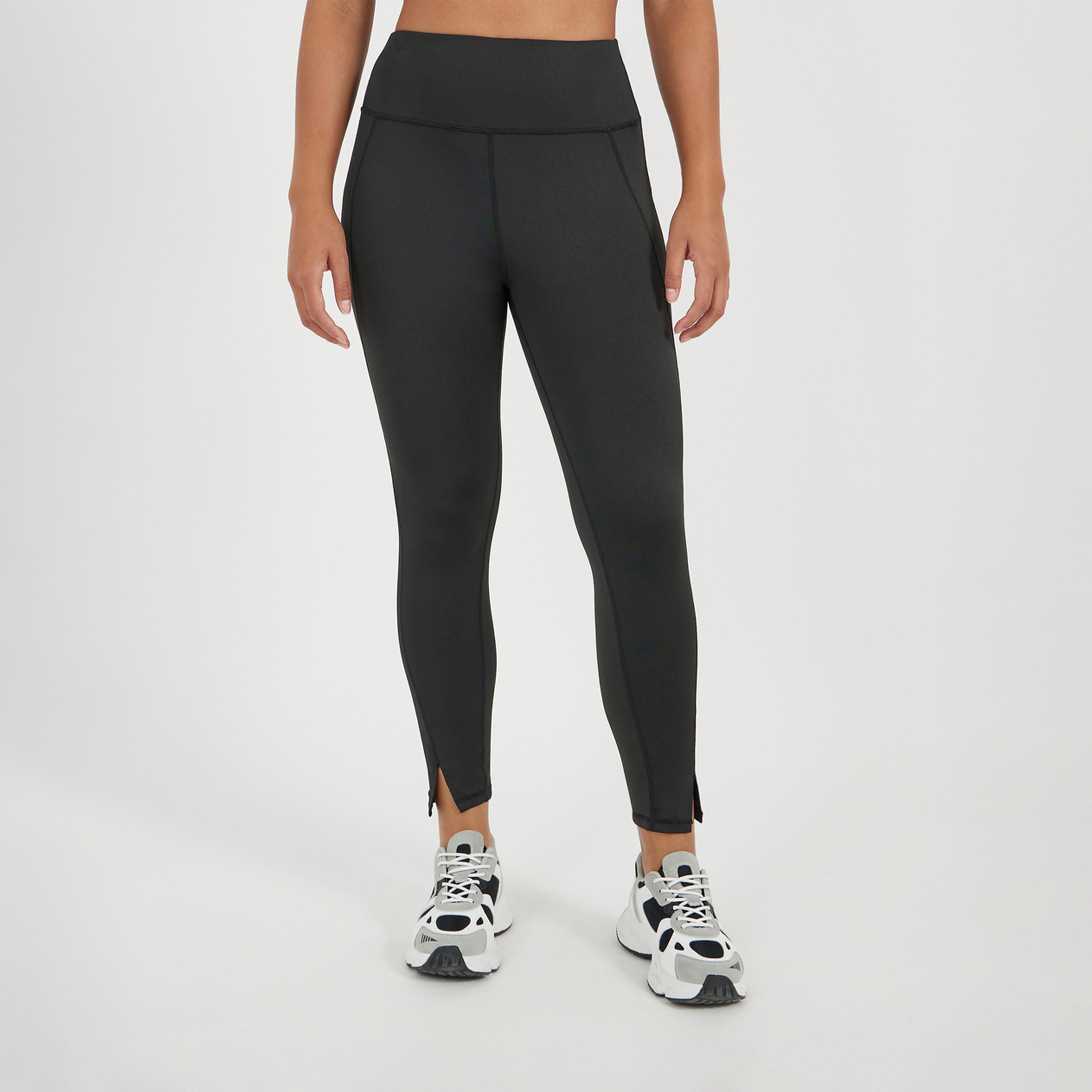 ستايلي - بنطال برمودا مفتوح من الأمام وحزام خصر عريض-women-clothing-sportswearandactivewear-bottoms-joggersandtrackpants-image-2