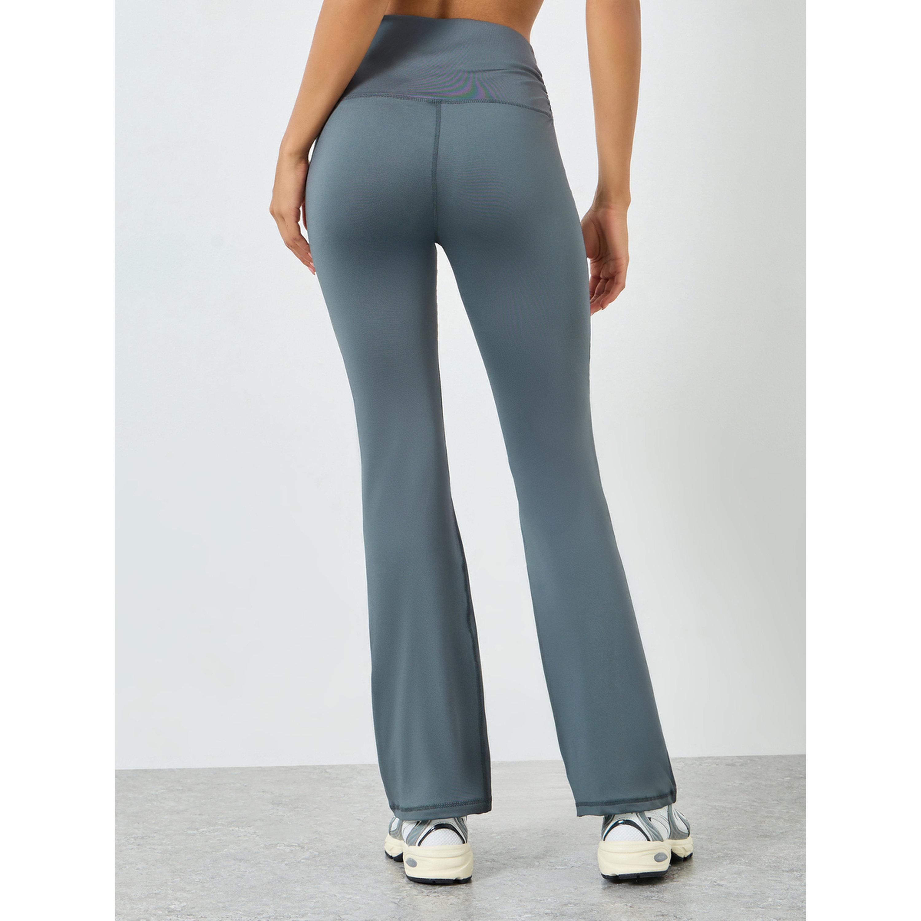 Styli Ruched Waist Detail Active Flared Legging-women-clothing-bottoms-leggings-image-4