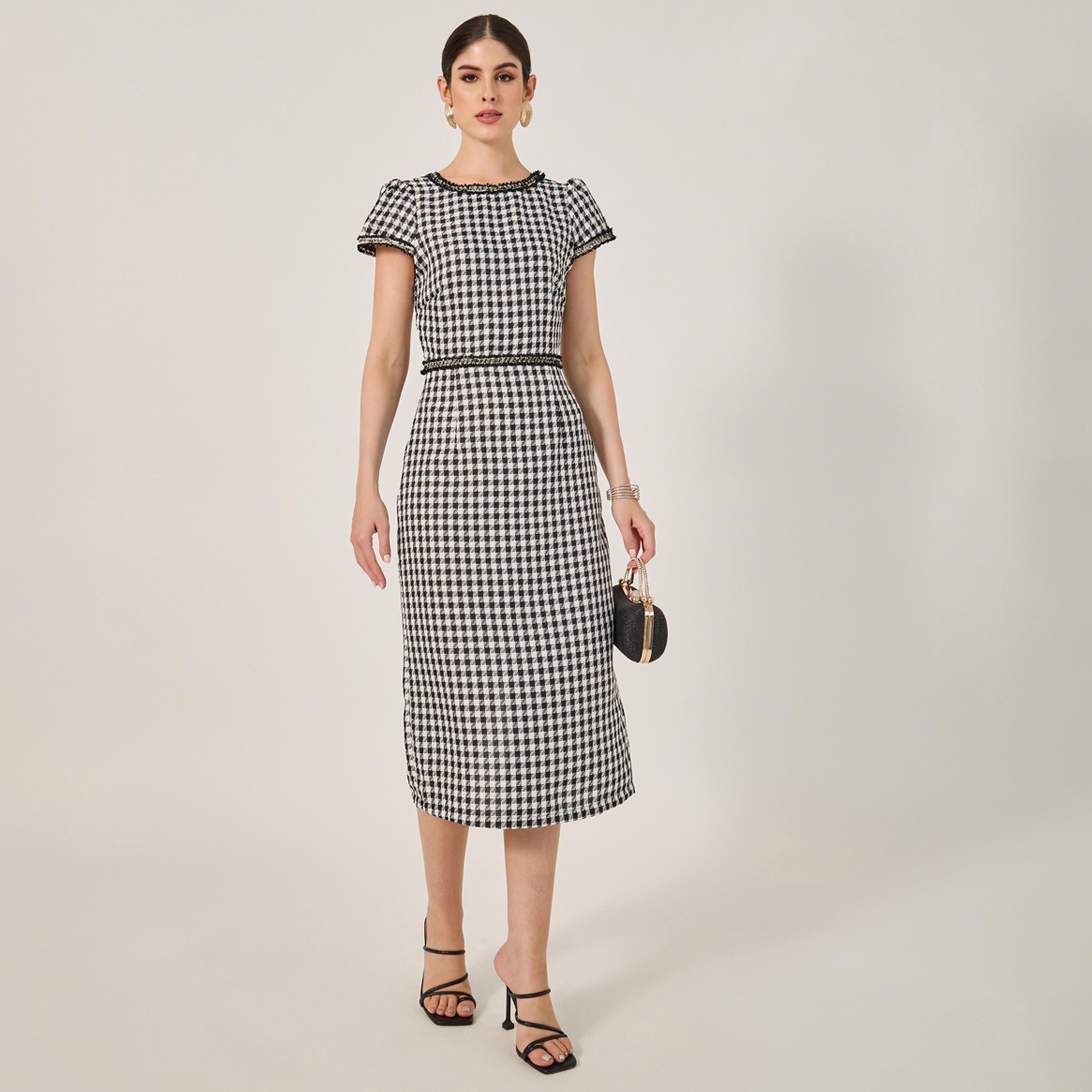 ستايلي - فستان ضيق متوسط الطول بأكمام قصيرة ومنقوش-women-clothing-dresses-image-2
