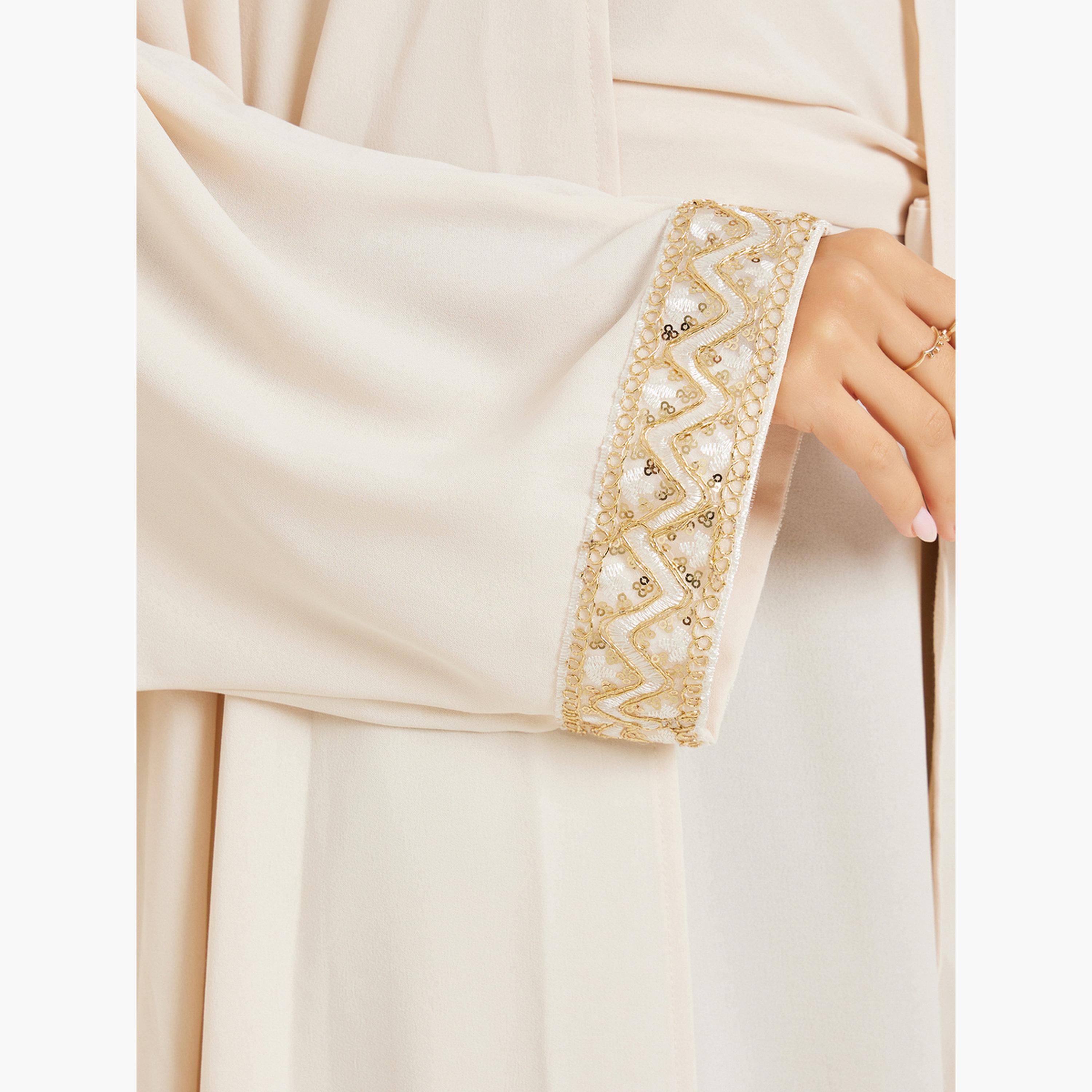 طقم عباية وفستان بياقة هولتر وتفاصيل ترتر ودانتيل-women-arabicclothing-sets-image-4