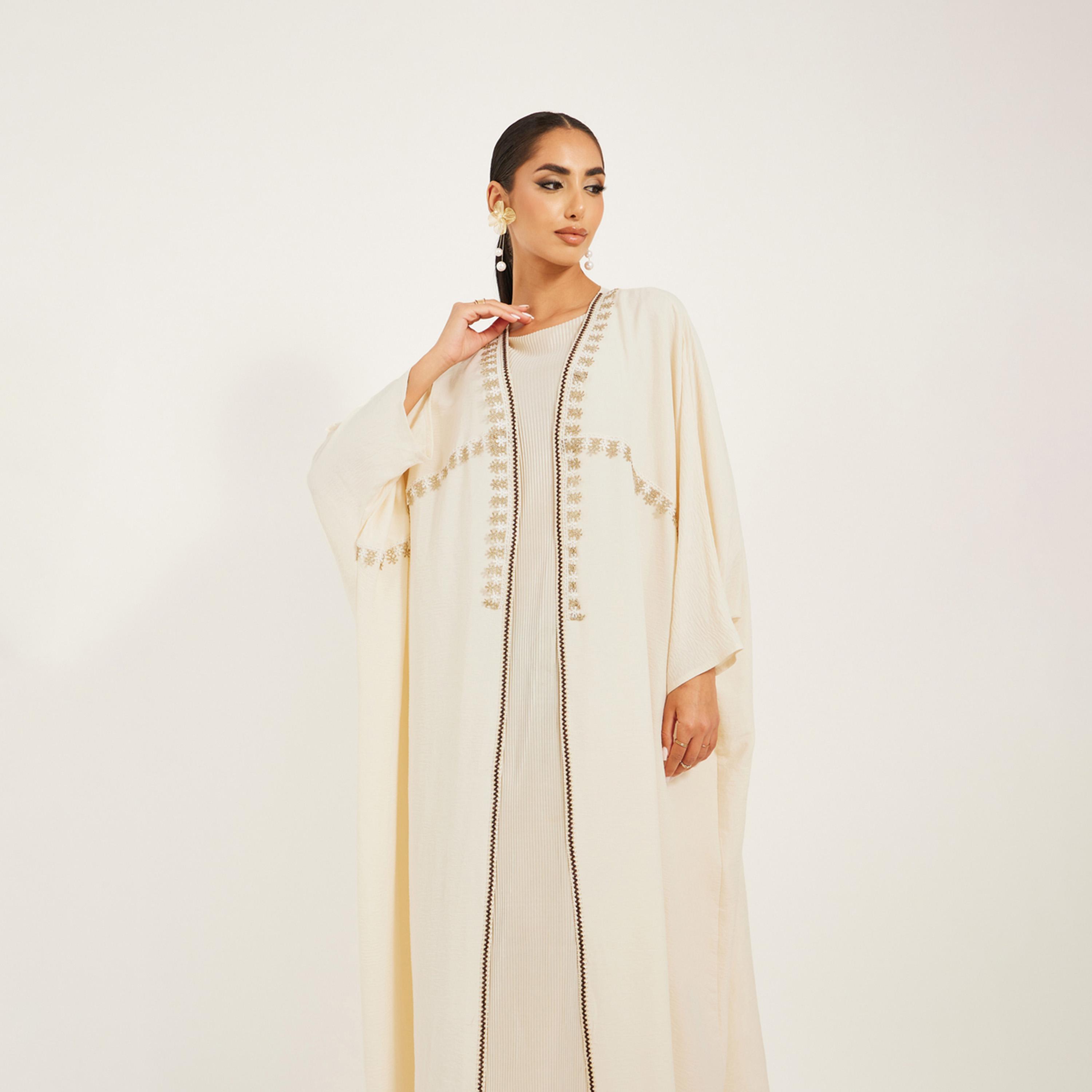 Amirah X Styli Texture Lace Trim Open Abaya-women-arabicclothing-abayas-image-3