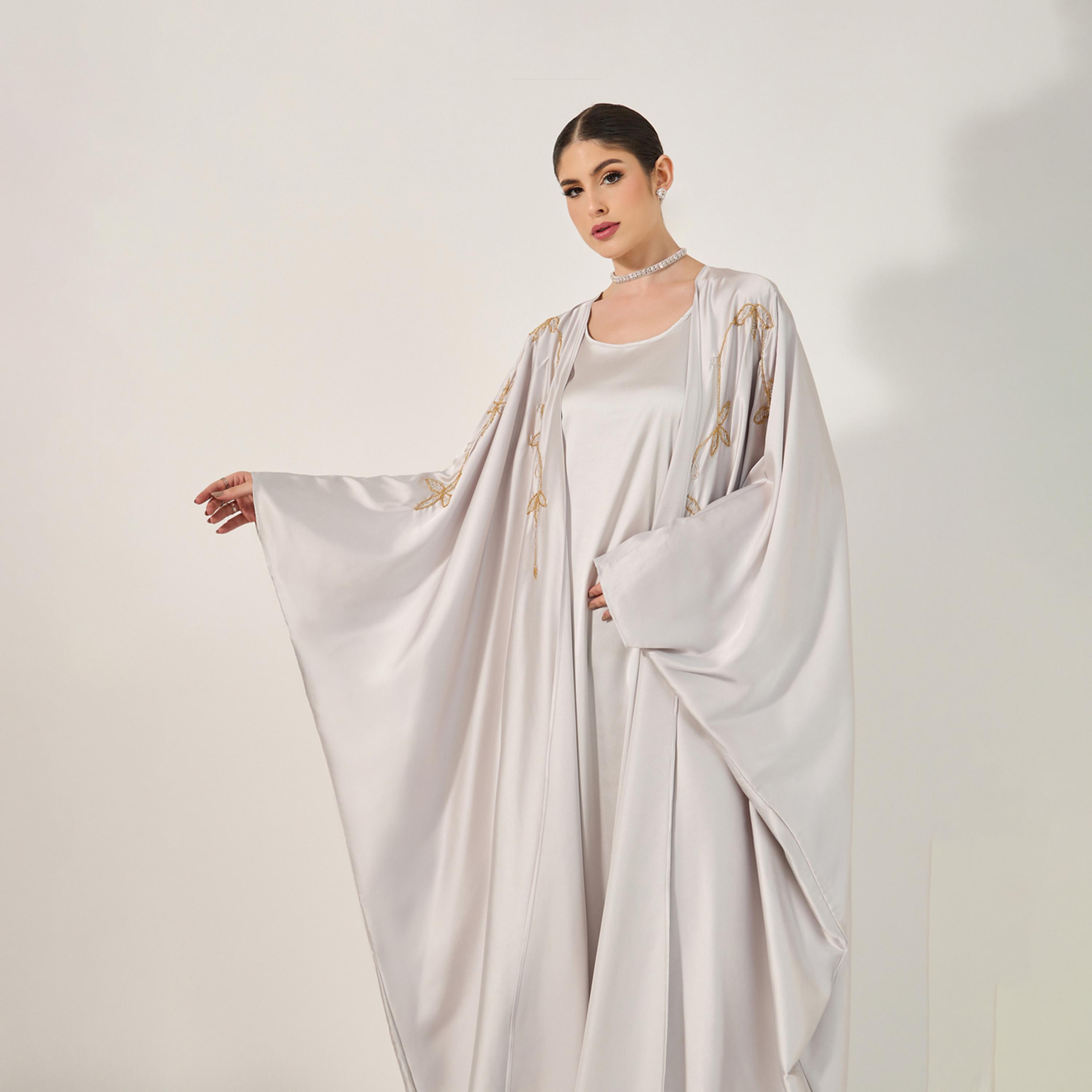 ستايلي - عباية مزخرفة بأكمام خفاش مع فستان داخلي وحجاب-women-clothingaccessories-scarves-image-4