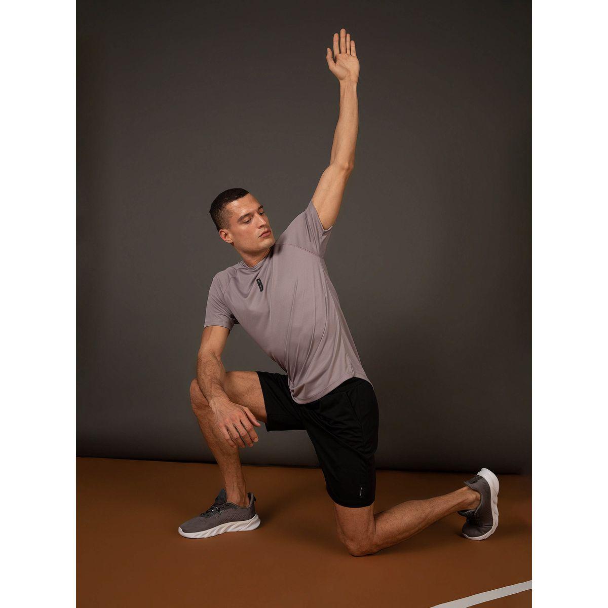 DeFacto Solid Slim Fit Shorts with Zip Pocket-men-clothing-sportswearandactivewear-bottoms-image-4