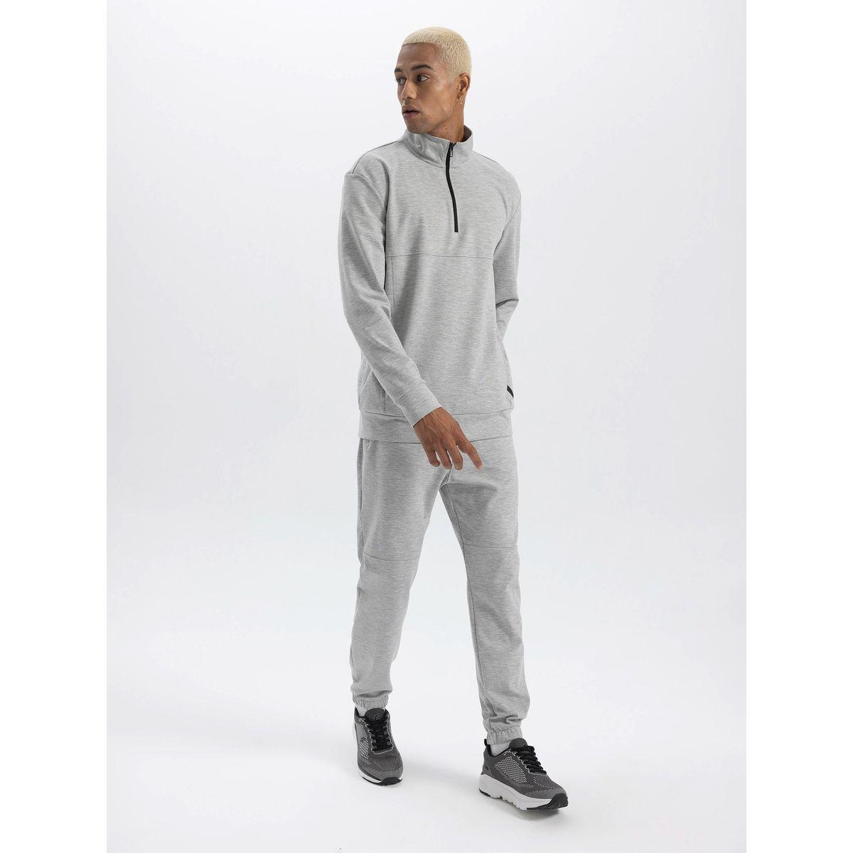 DeFacto Regular Fit Zipper Pocket Joggers-men-clothing-bottoms-joggers-image-3
