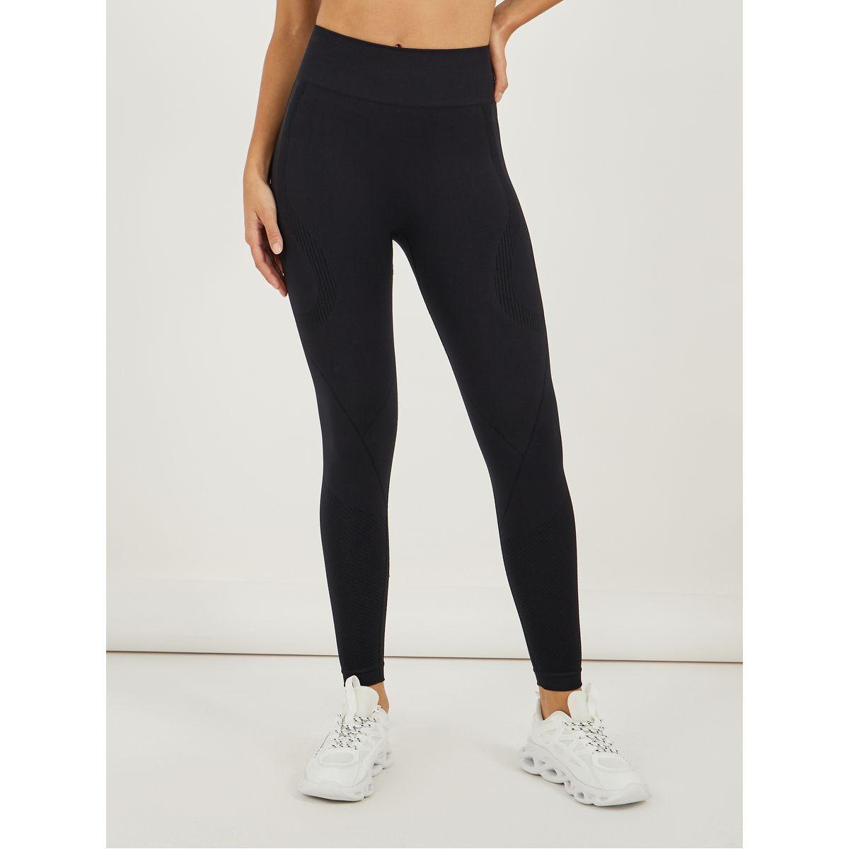 مجموعة من ليقنز مع صدرية رياضية بنمط ريسر باك-sports-women-clothing-trackpantsandtracksuits-image-5