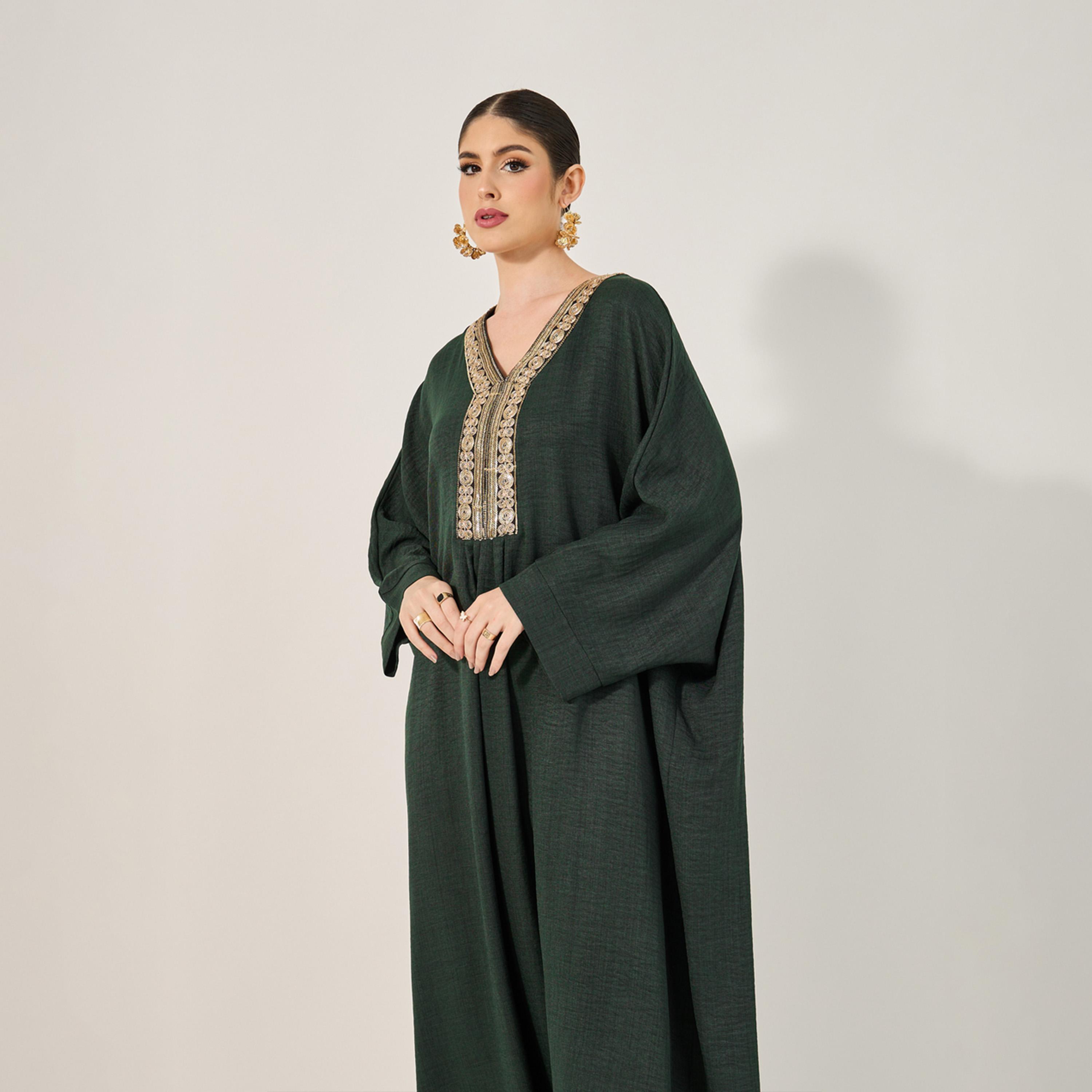 Amirah X Styli Embroidered Batwing Sleeve V-Neck Kaftan-women-arabicclothing-kaftan-image-3