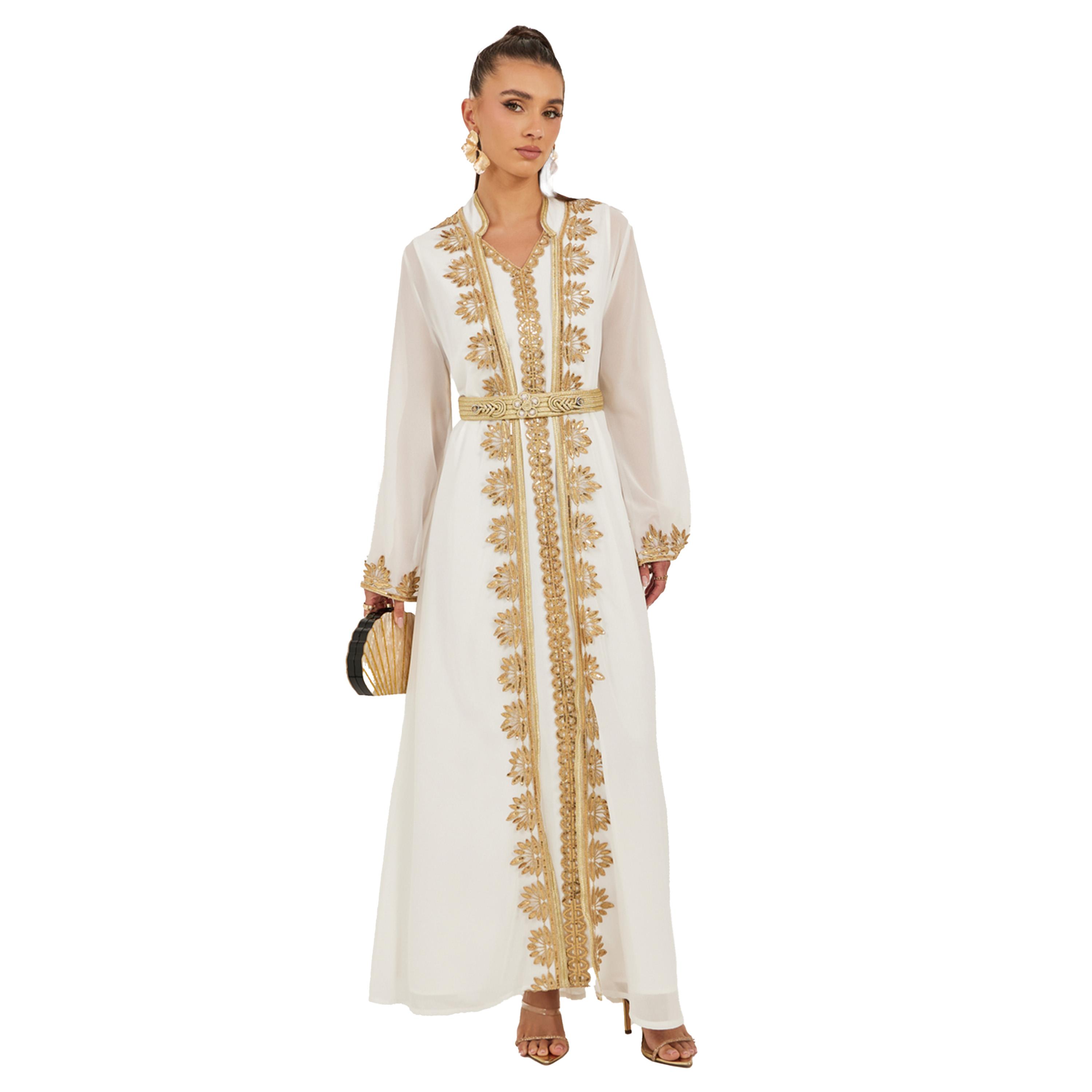 أميرة x ستايلي عباية منمقة بتفاصيل دانتيل وفستان داخلي-women-arabicclothing-sets-image-2