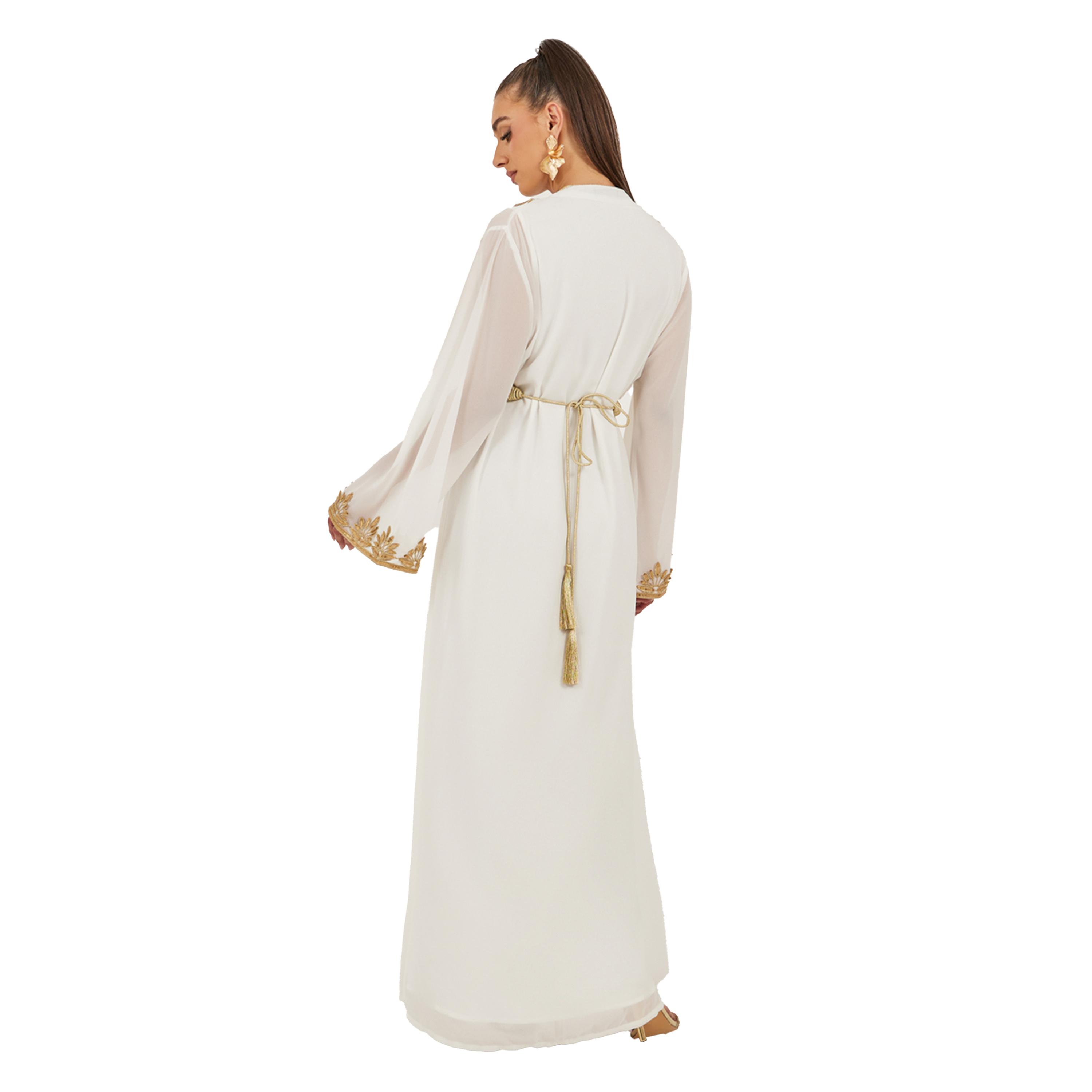 أميرة x ستايلي عباية منمقة بتفاصيل دانتيل وفستان داخلي-women-arabicclothing-sets-image-5