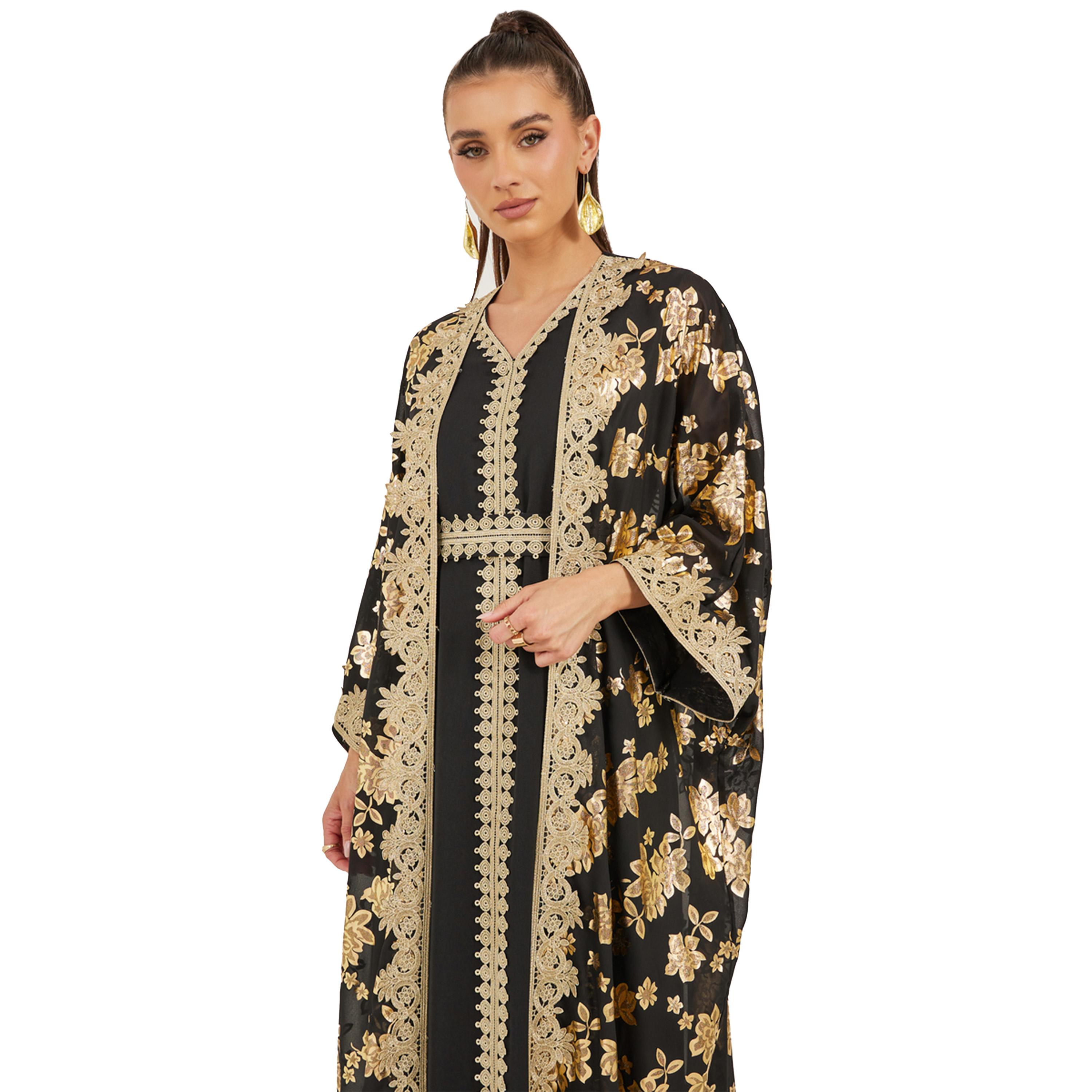 ستايلي - عباية بطبعة فويل مزينة بأكمام خفاش مع فستان داخلي-women-arabicclothing-sets-image-3