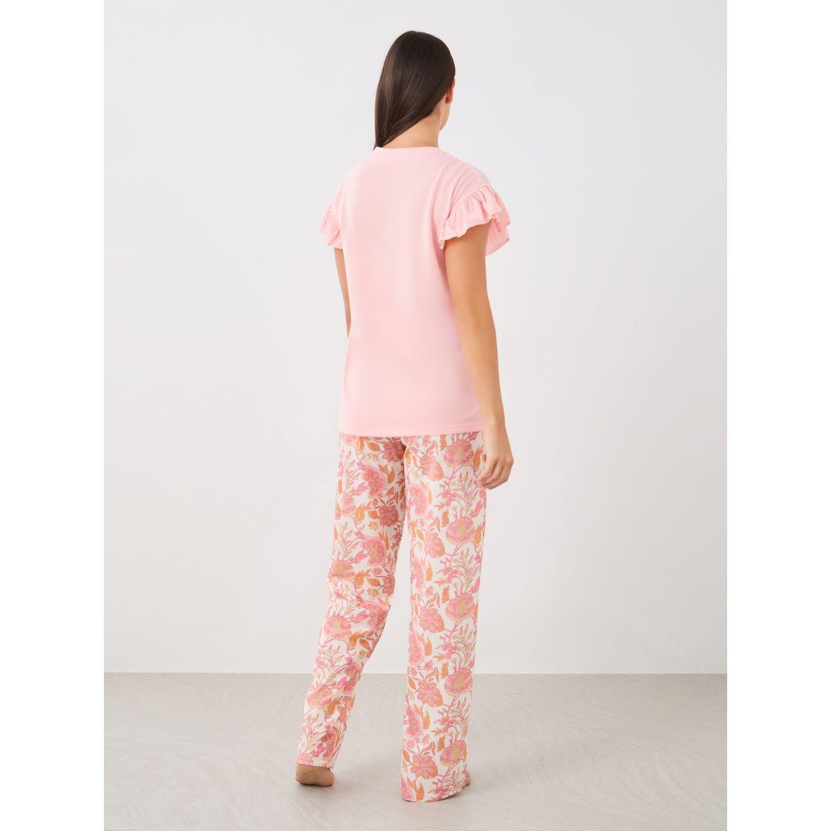 طقم بيجاما من بنطال وتيشيرت بطبعة كتابة-women-clothing-nightwear-pyjamas-longsets-image-5