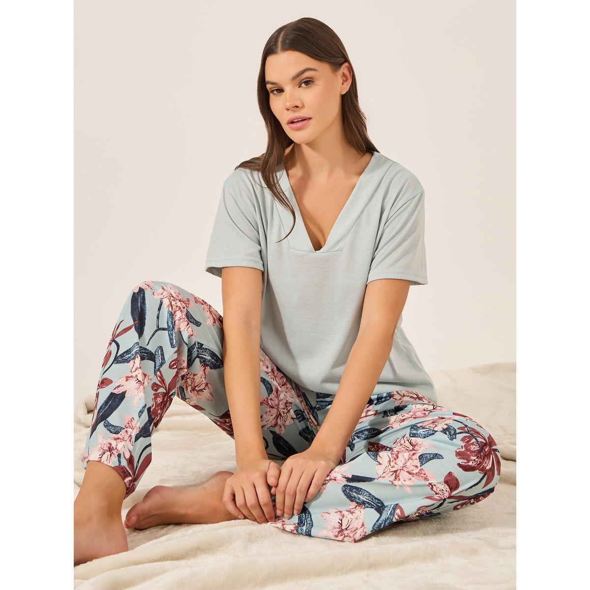 طقم بيجاما من بنطال وتيشيرت بأكمام قصيرة-women-clothing-nightwear-pyjamas-longsets-image-1