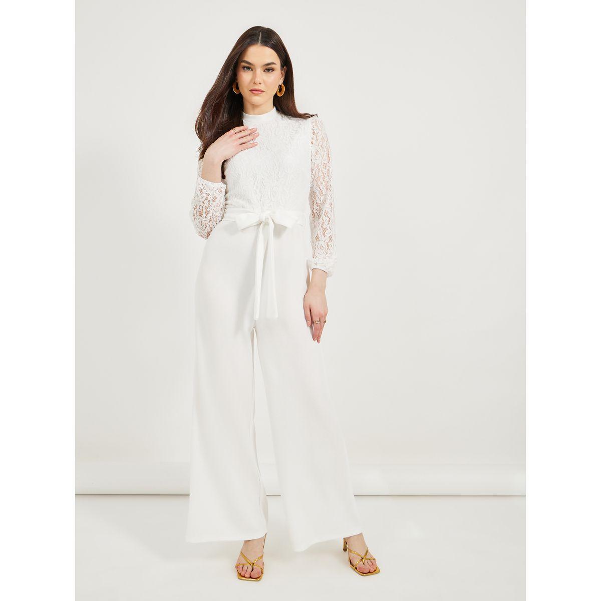 جمبسوت بأرجل واسعة وتفاصيل دانتيل بارزة الملمس-women-clothing-jumpsuits-image-3