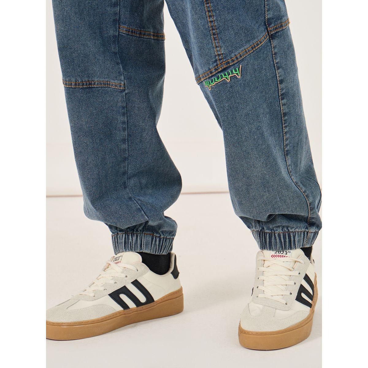 جينز بقصة جوغر وخصر متوسط مع أربطة-men-clothing-bottoms-jeans-image-5