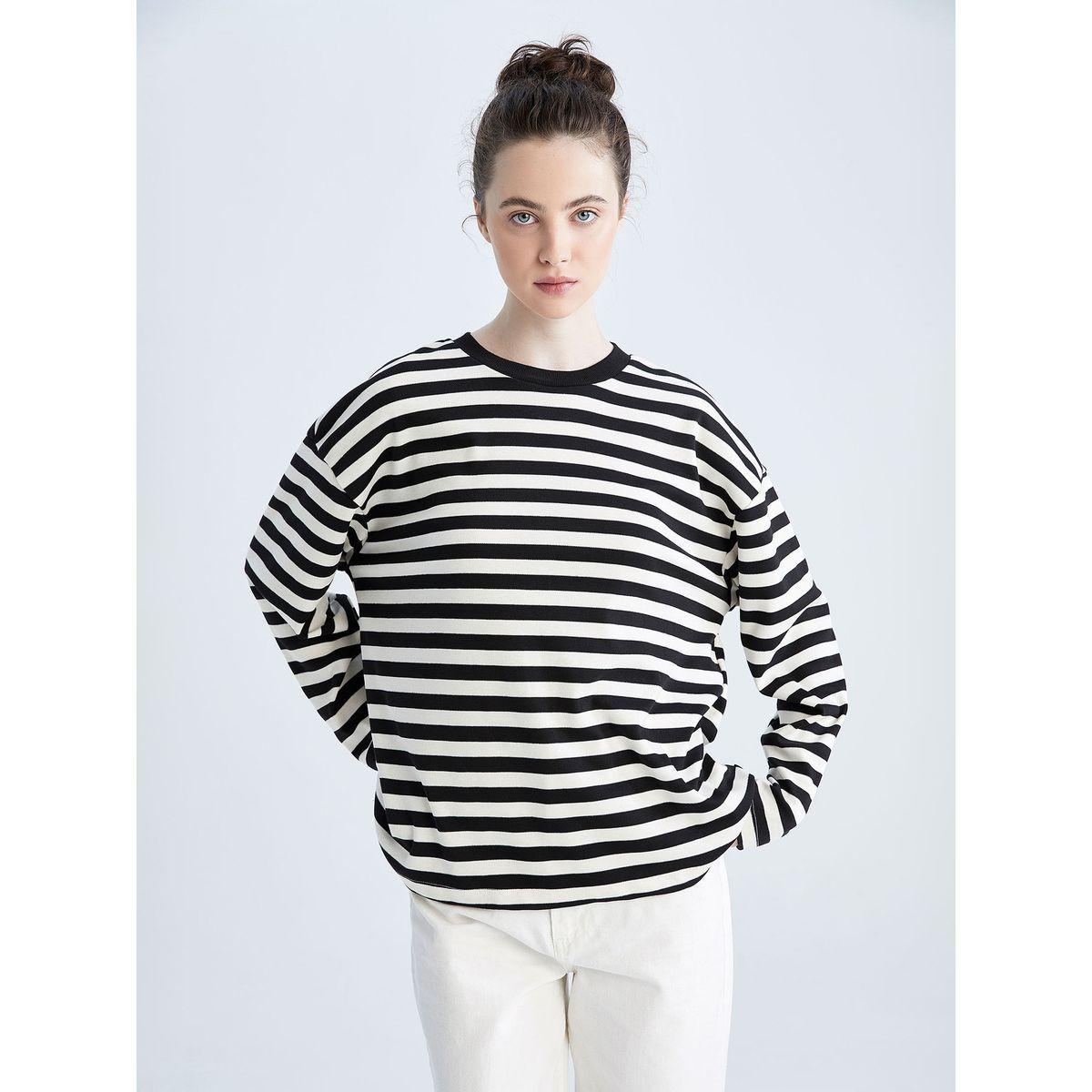 DeFacto X Styli  Oversized Crew Neck Striped Long Sleeve T-Shirt-women-clothing-tshirts-image-1
