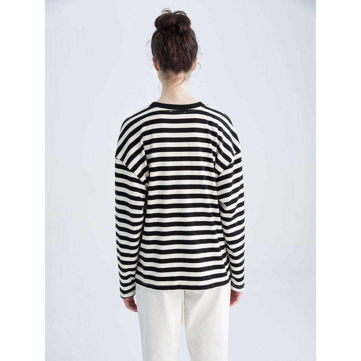 DeFacto X Styli  Oversized Crew Neck Striped Long Sleeve T-Shirt-women-clothing-tshirts-image-6