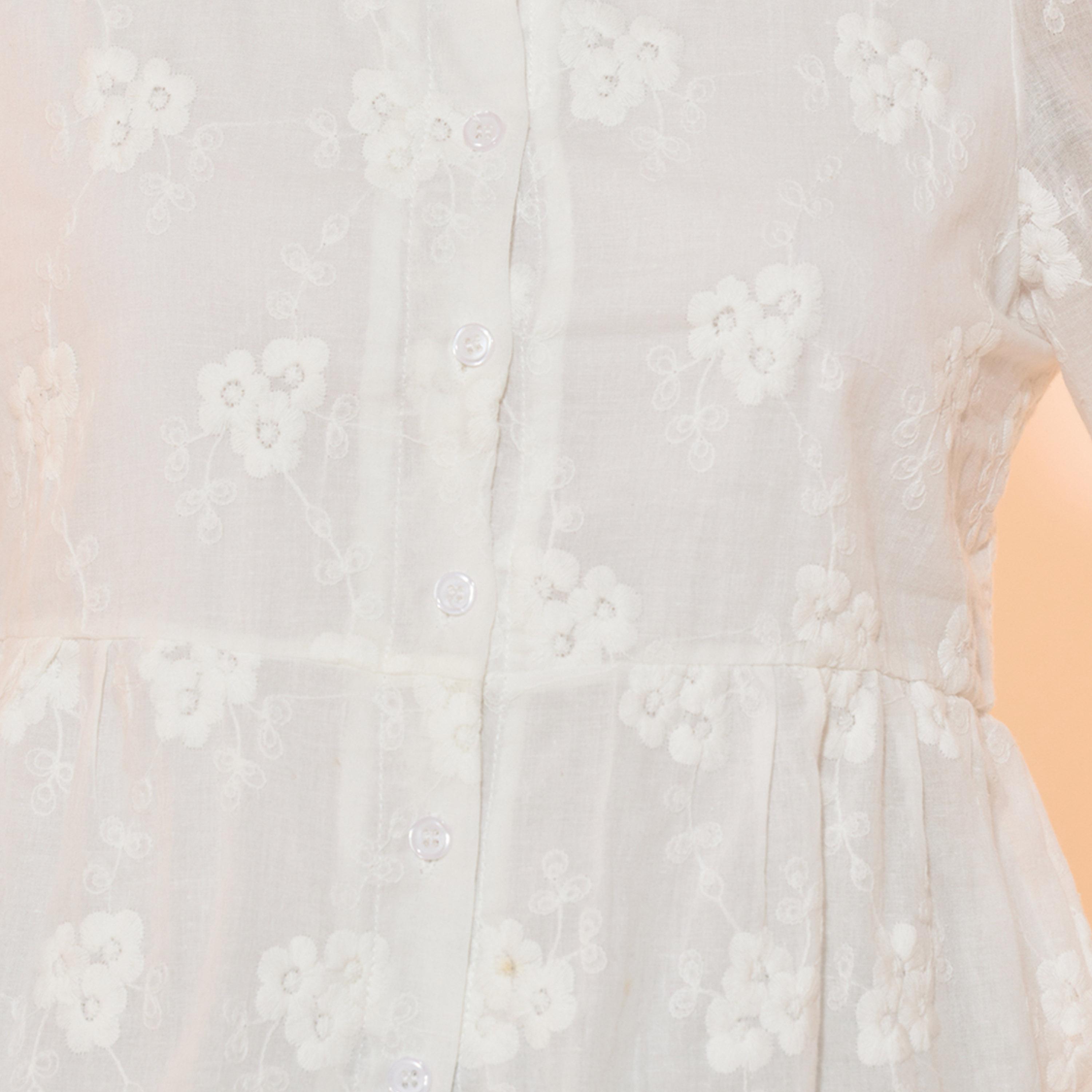 بلوزة مُطرّزة مع ياقة واسعة وأكمام طويلة-women-clothing-shirtsandblouses-shirts-image-3
