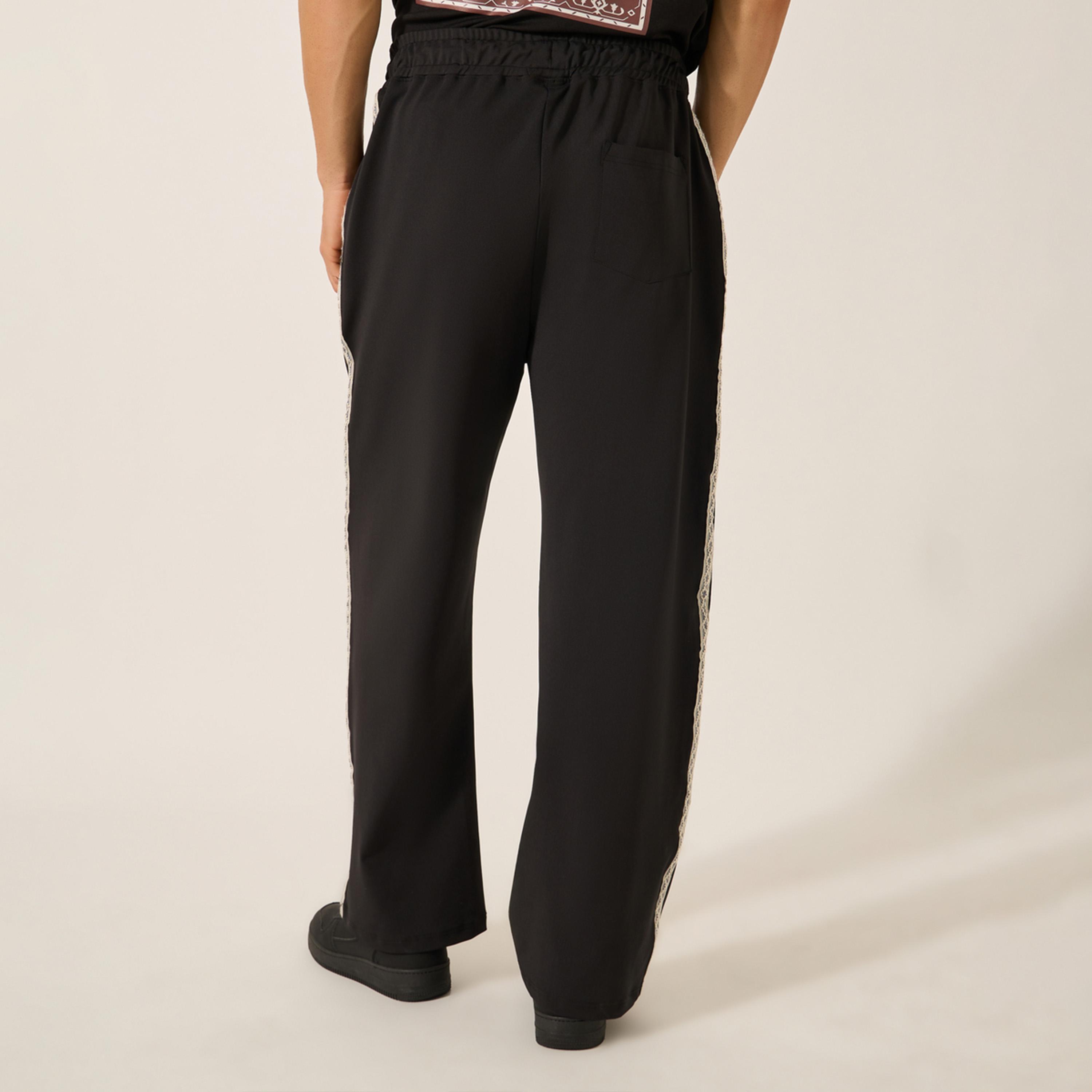 ستايلي - بنطال رياضي بقصة مريحة وخصر متوسط مع رباط-men-clothing-bottoms-joggers-image-4