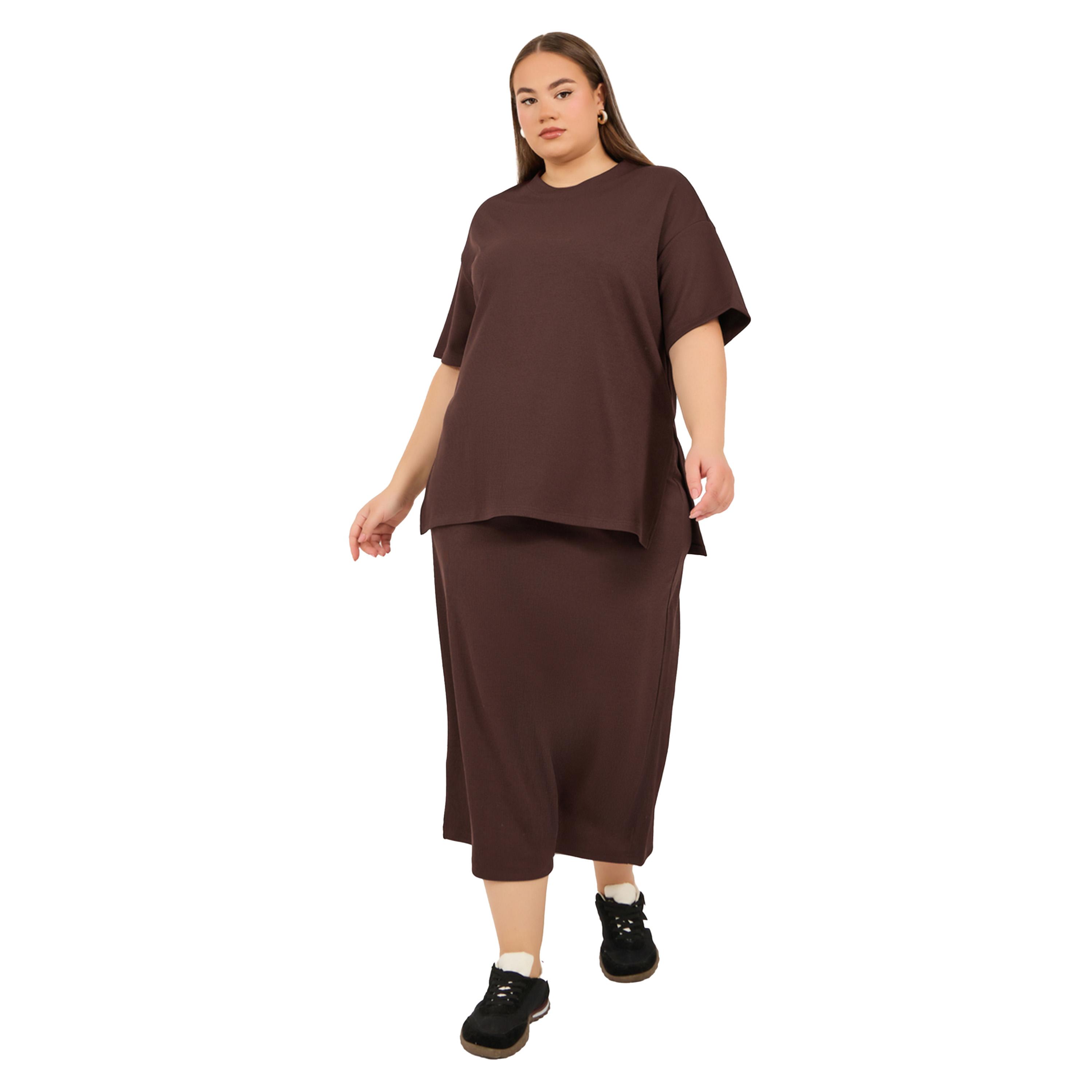 ستايلي - تي شيرت مقاس كبير بياقة دائرية محبوكة مضلعة-women-clothing-tshirts-image-1