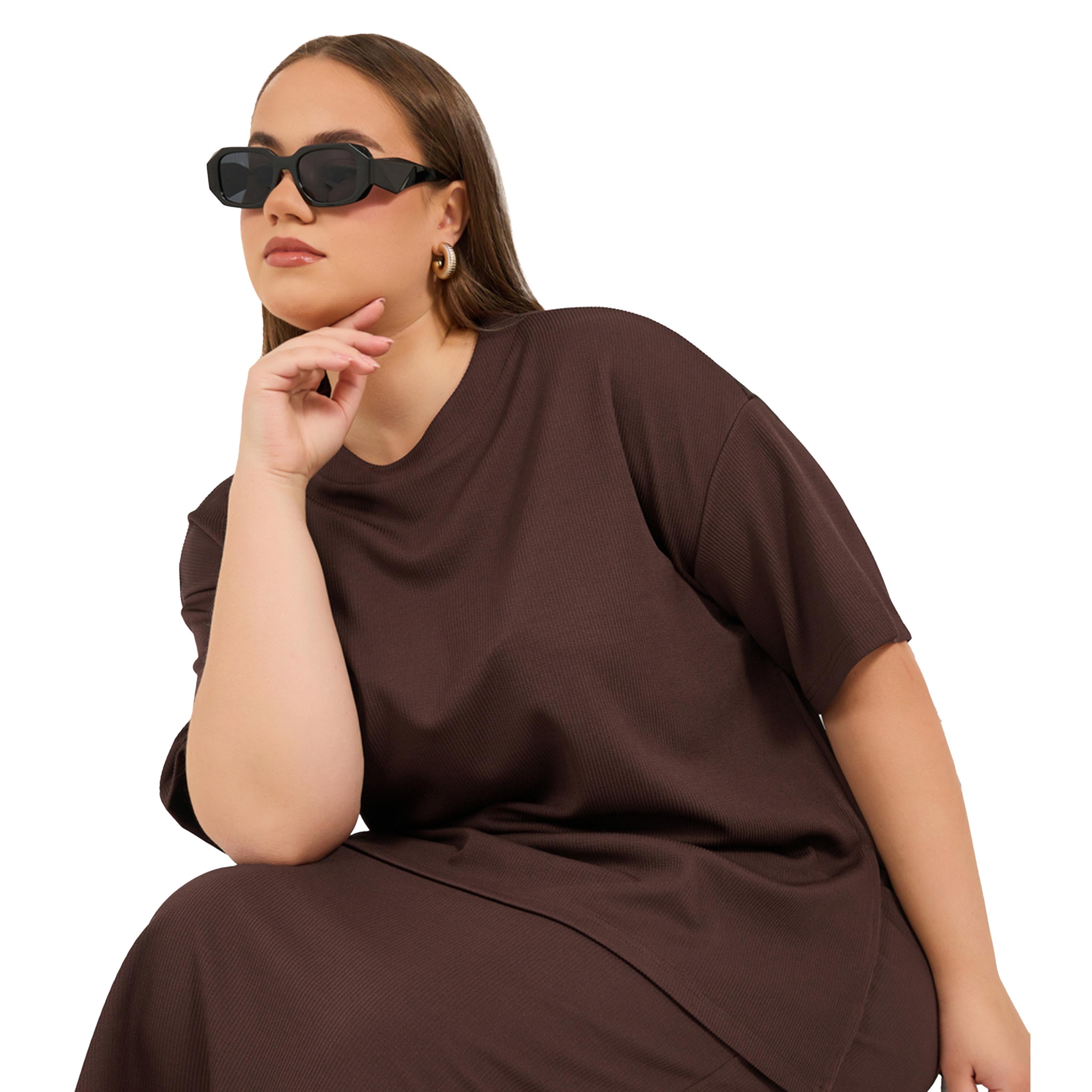 Styli Plus Size Ribbed Knit Round Neck Oversized T-Shirt-women-clothing-tshirts-image-2