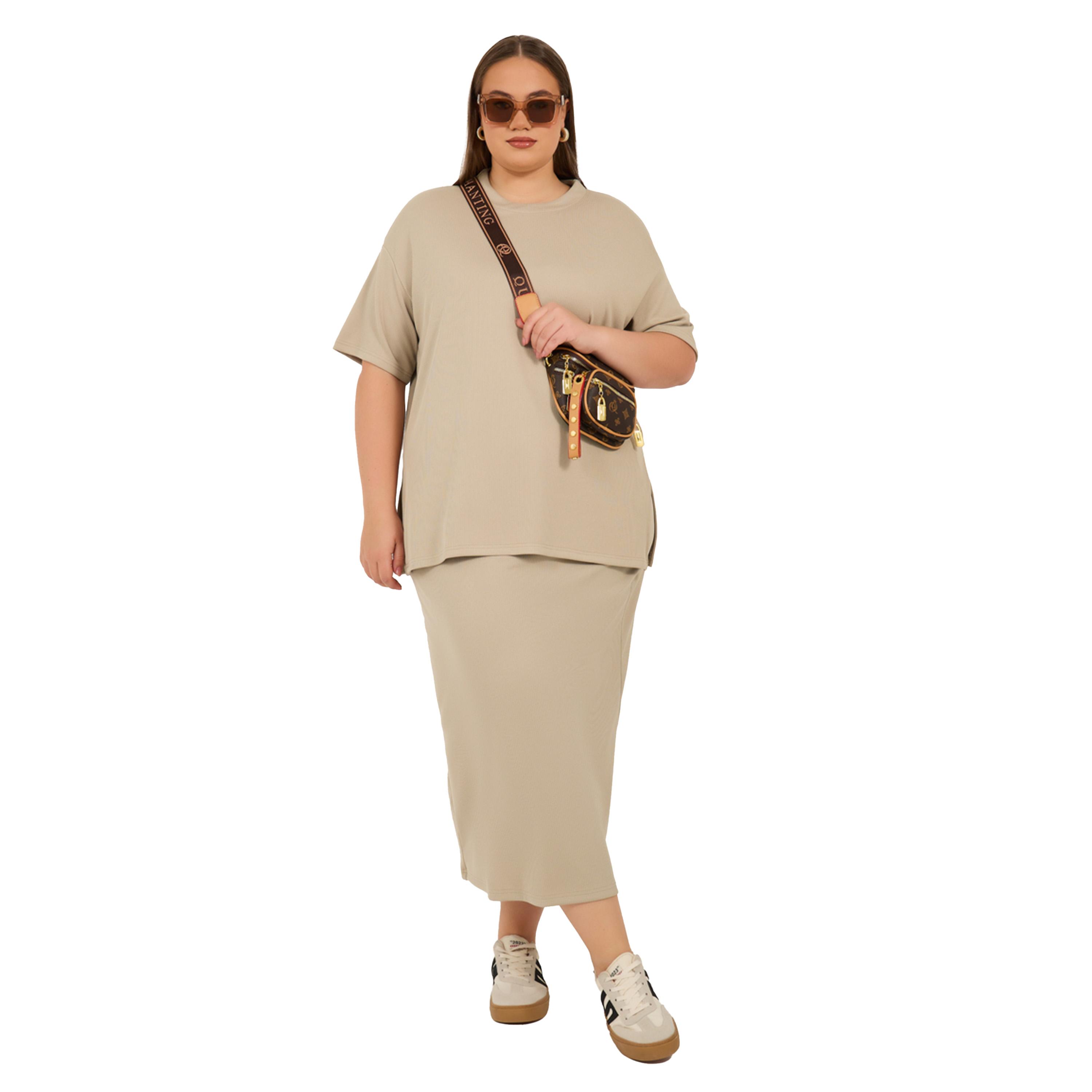 ستايلي - تي شيرت مقاس كبير بياقة دائرية محبوكة مضلعة-women-clothing-tshirts-image-1