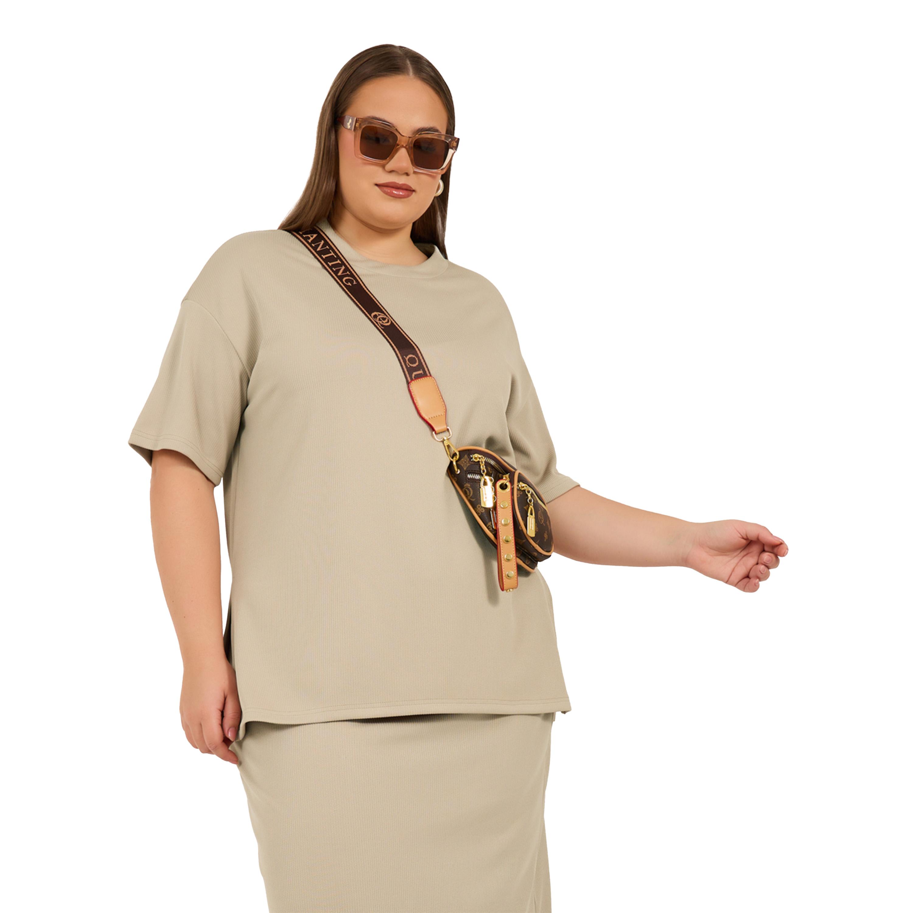 ستايلي - تي شيرت مقاس كبير بياقة دائرية محبوكة مضلعة-women-clothing-tshirts-image-2