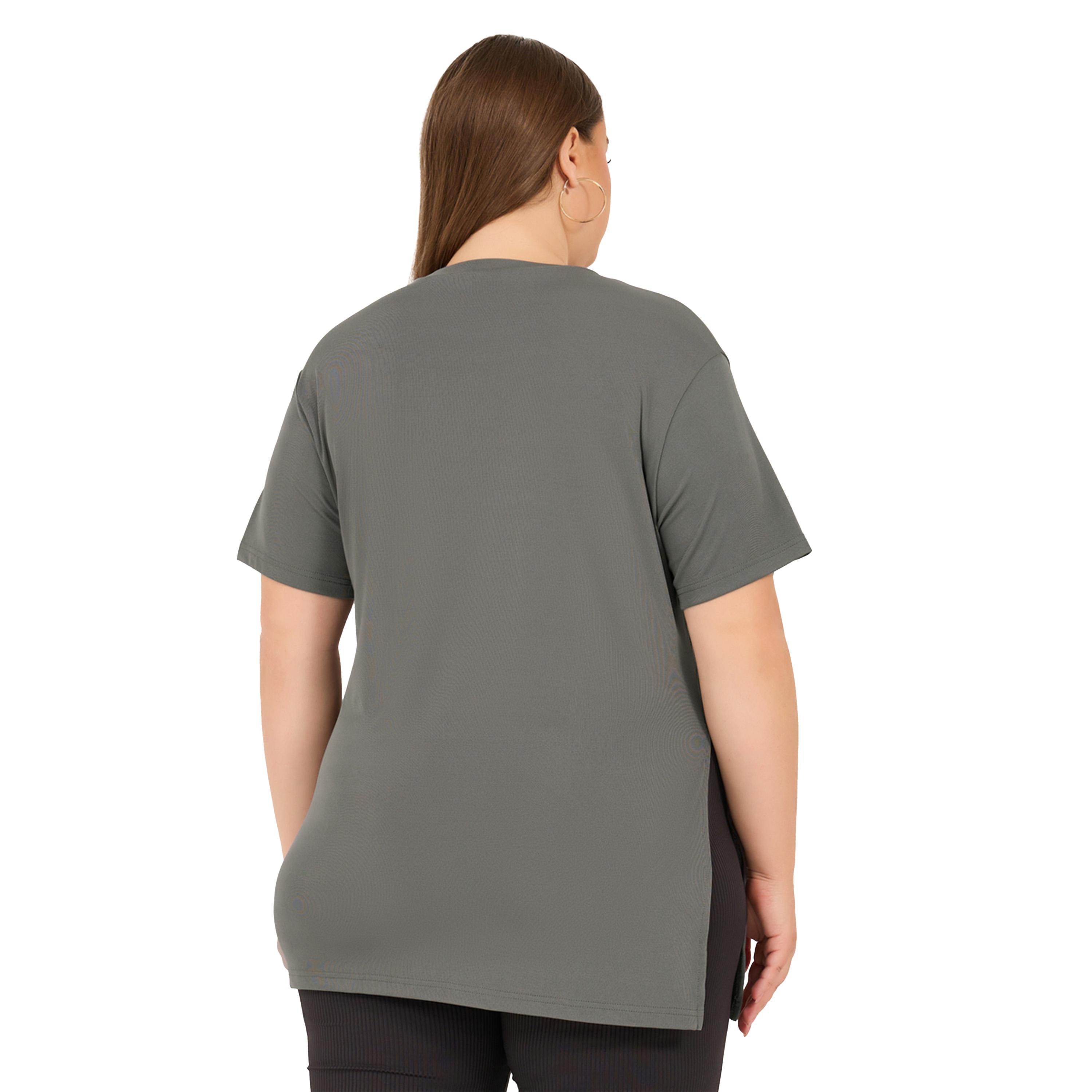 Styli Plus Size Ribbed Knit Round Neck Oversized T-Shirt-women-clothing-tshirts-image-4