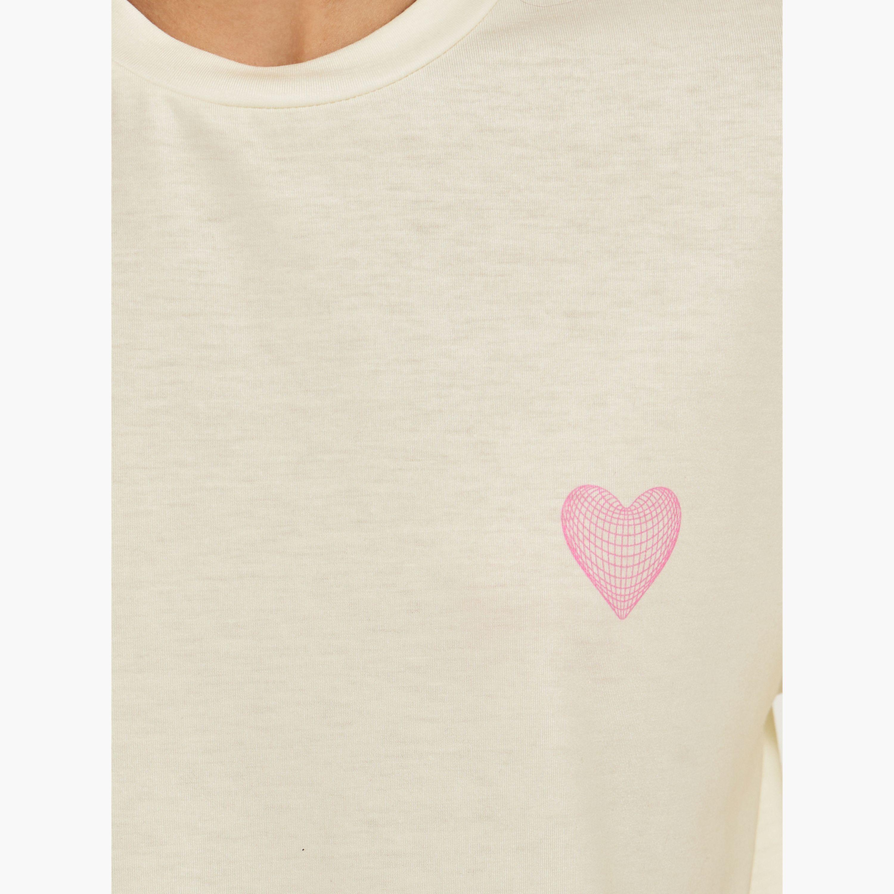 Styli Graphic Print Oversized Round Neck T-Shirt-women-clothing-tshirts-image-4