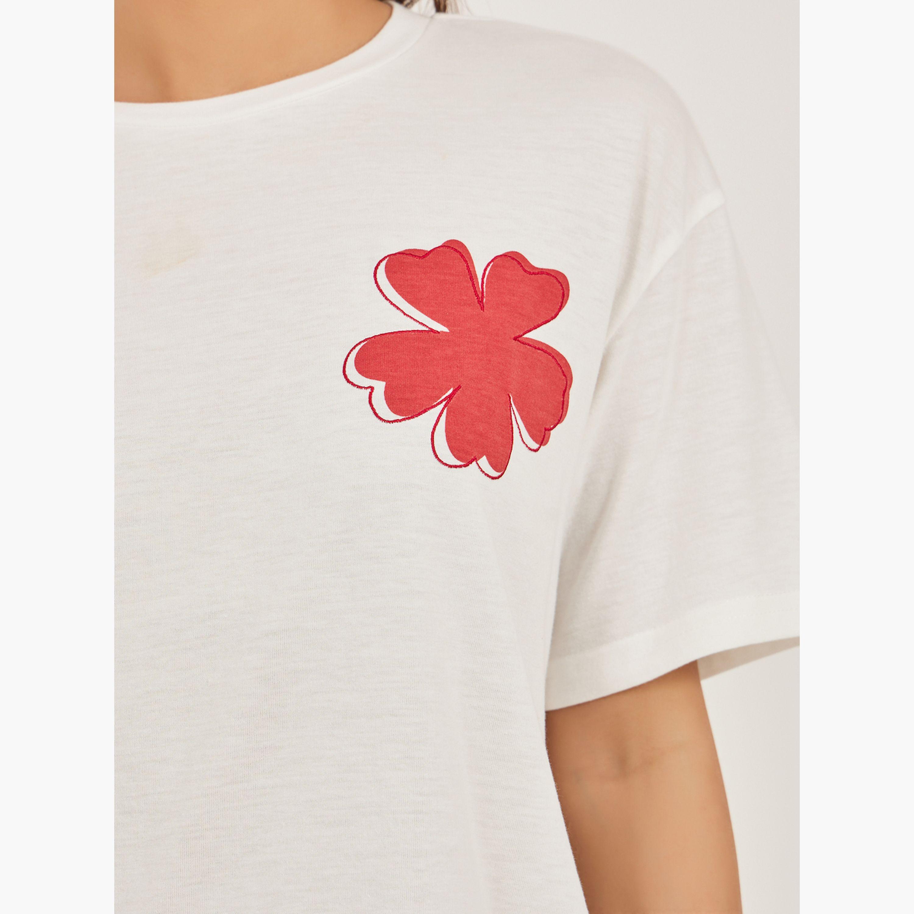 Styli Floral Embroidered Oversized Longline T-Shirt-women-clothing-tshirts-image-4