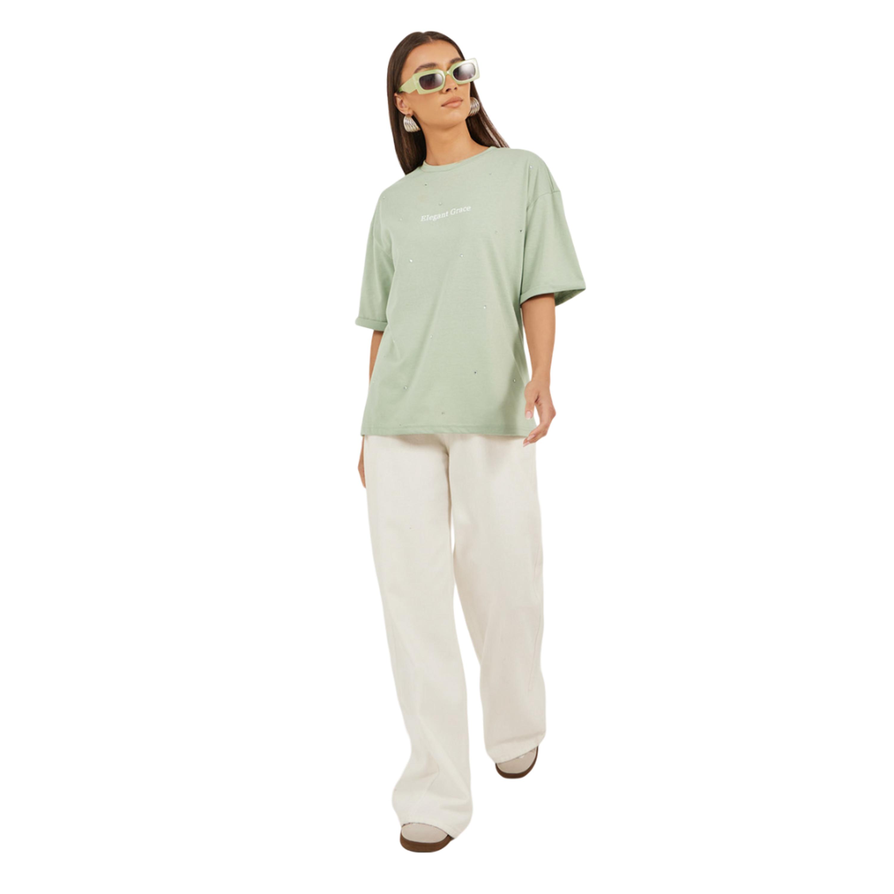 ستايلي - تي شيرت كبير الحجم بطبعة شعار مزخرف-women-clothing-tshirts-image-2
