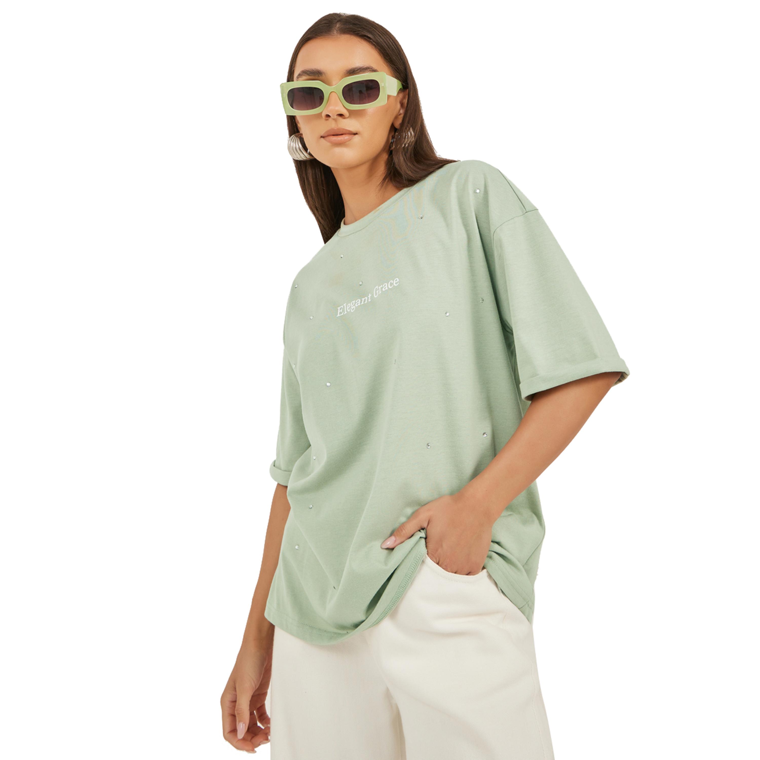 ستايلي - تي شيرت كبير الحجم بطبعة شعار مزخرف-women-clothing-tshirts-image-3