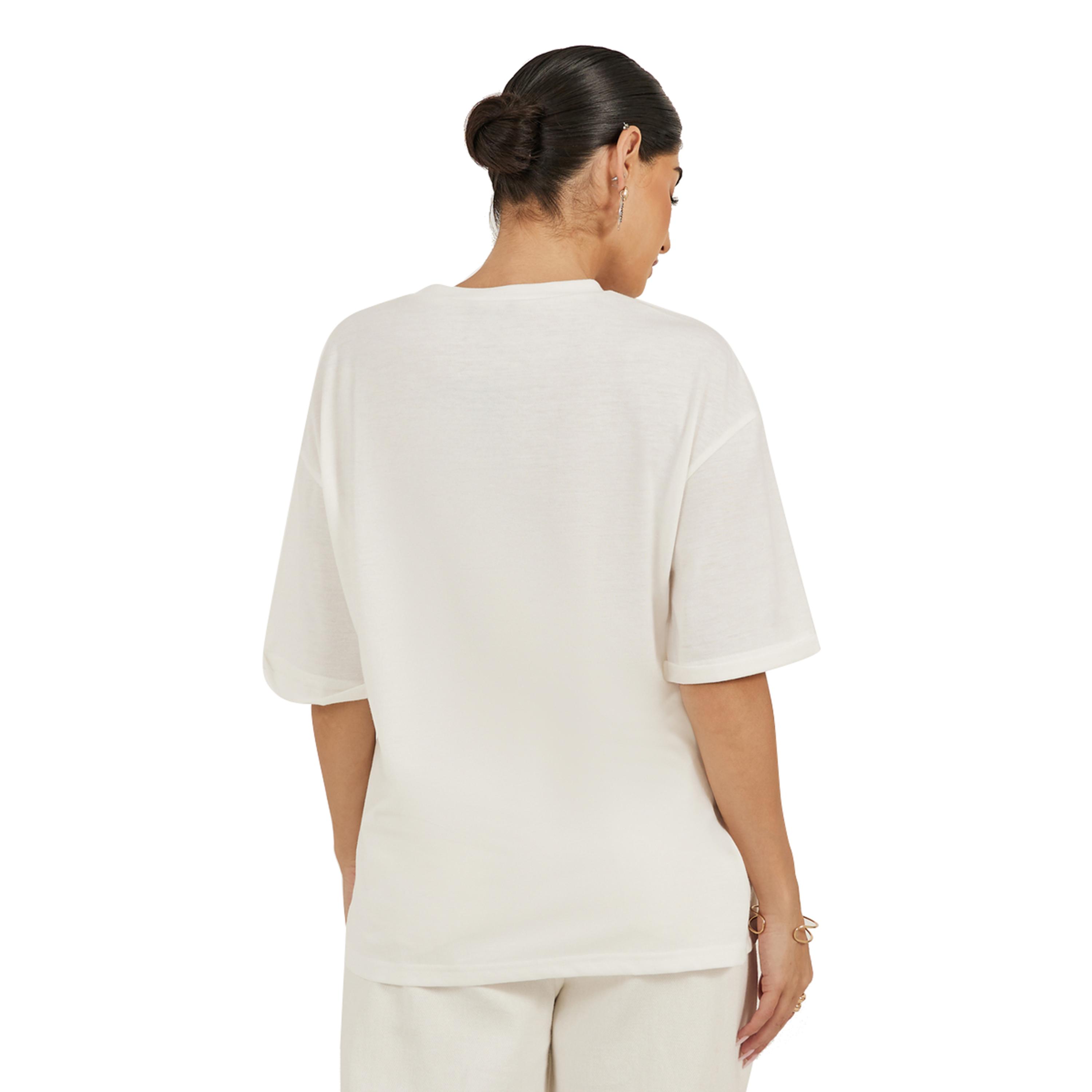 ستايلي - تي شيرت كبير الحجم بطبعة شعار مزخرف-women-clothing-tshirts-image-5