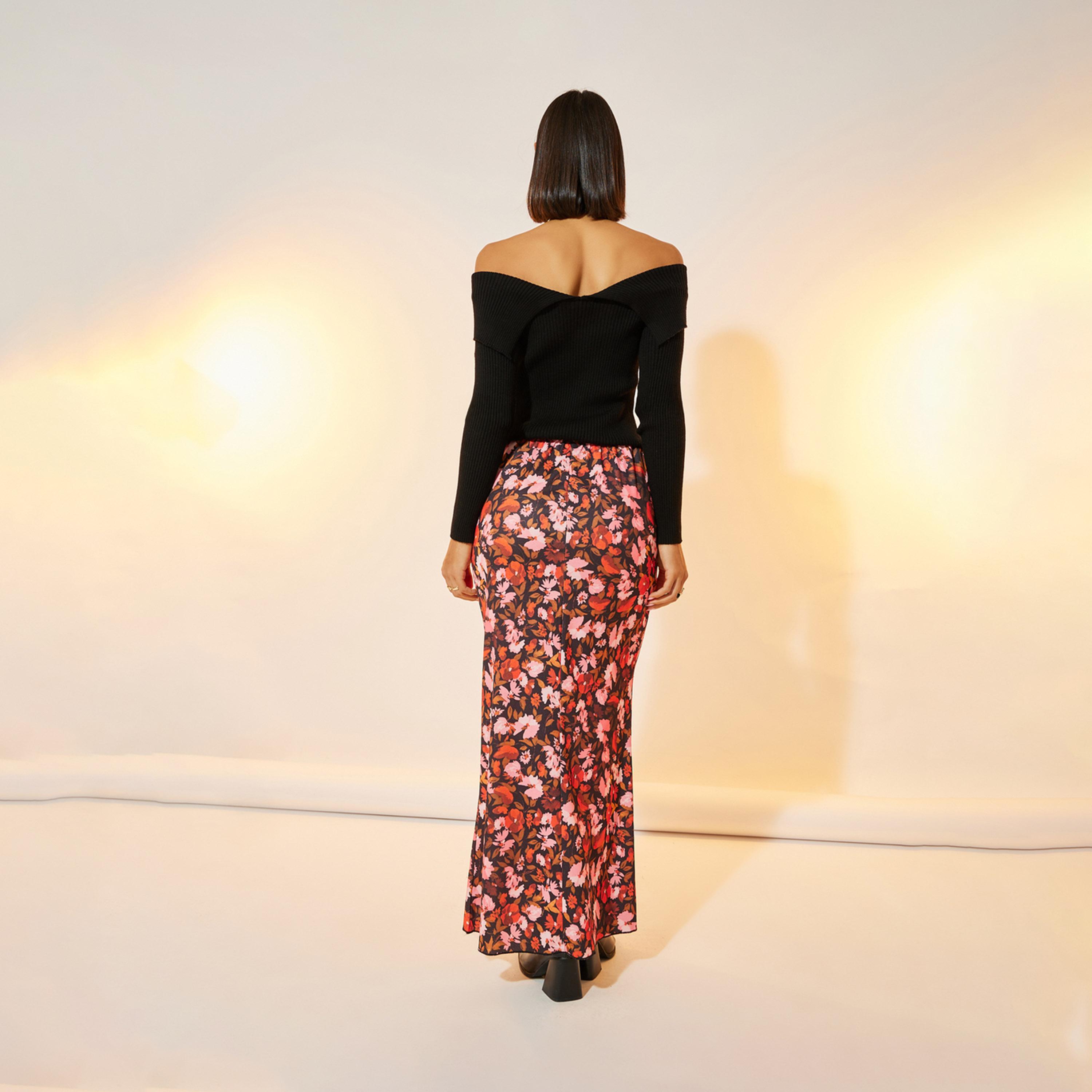 تنورة طويلة مطبعة بالكامل بطبعة زهور-women-clothing-bottoms-skirts-image-4