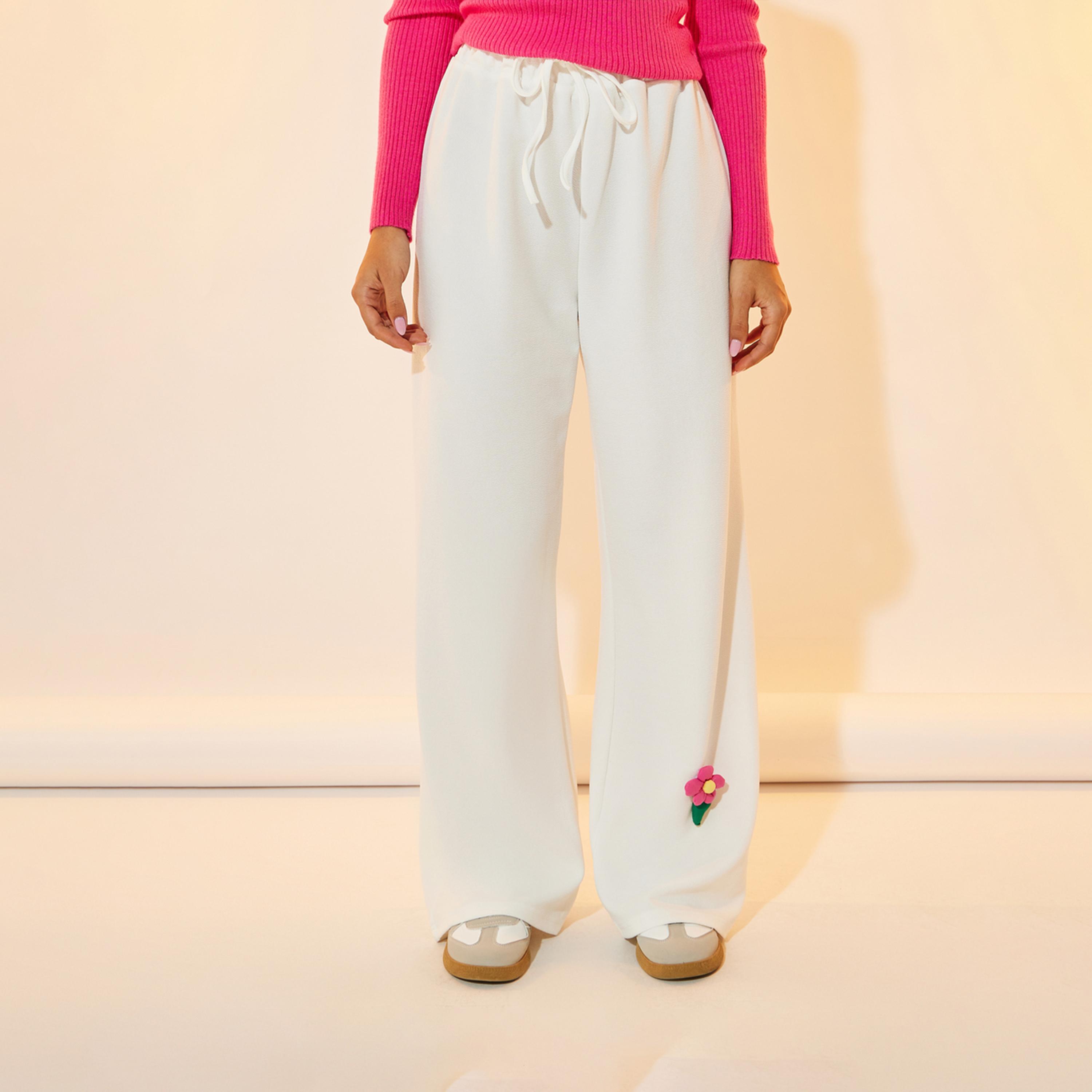 بنطال بأرجل واسعة ومُزخرف بزهرة ثلاثية الأبعاد-women-clothing-bottoms-trousers-image-2