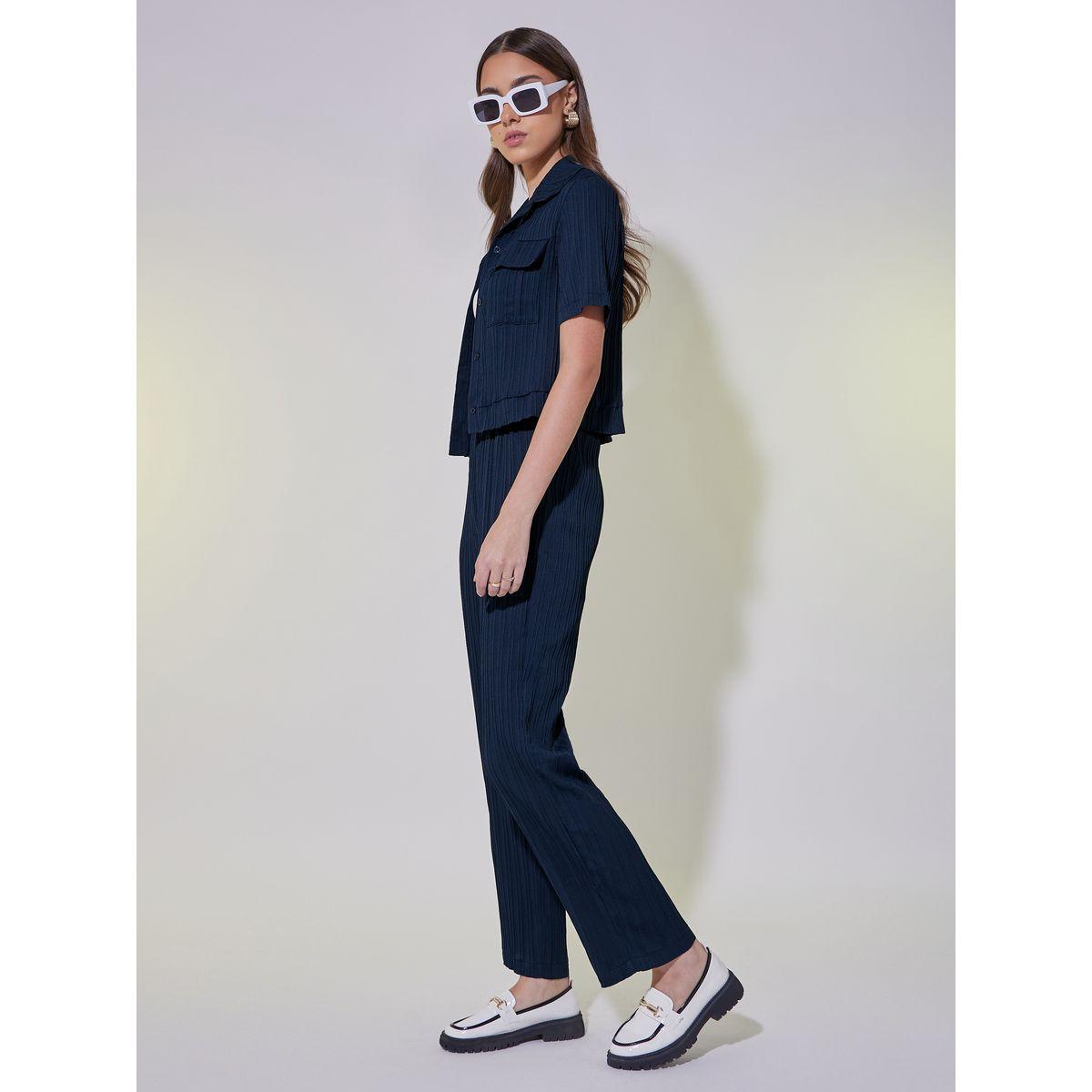 طقم منسق من بنطال وبلوزة قصيرة بأزرار غلق-women-clothing-coordsets-image-6