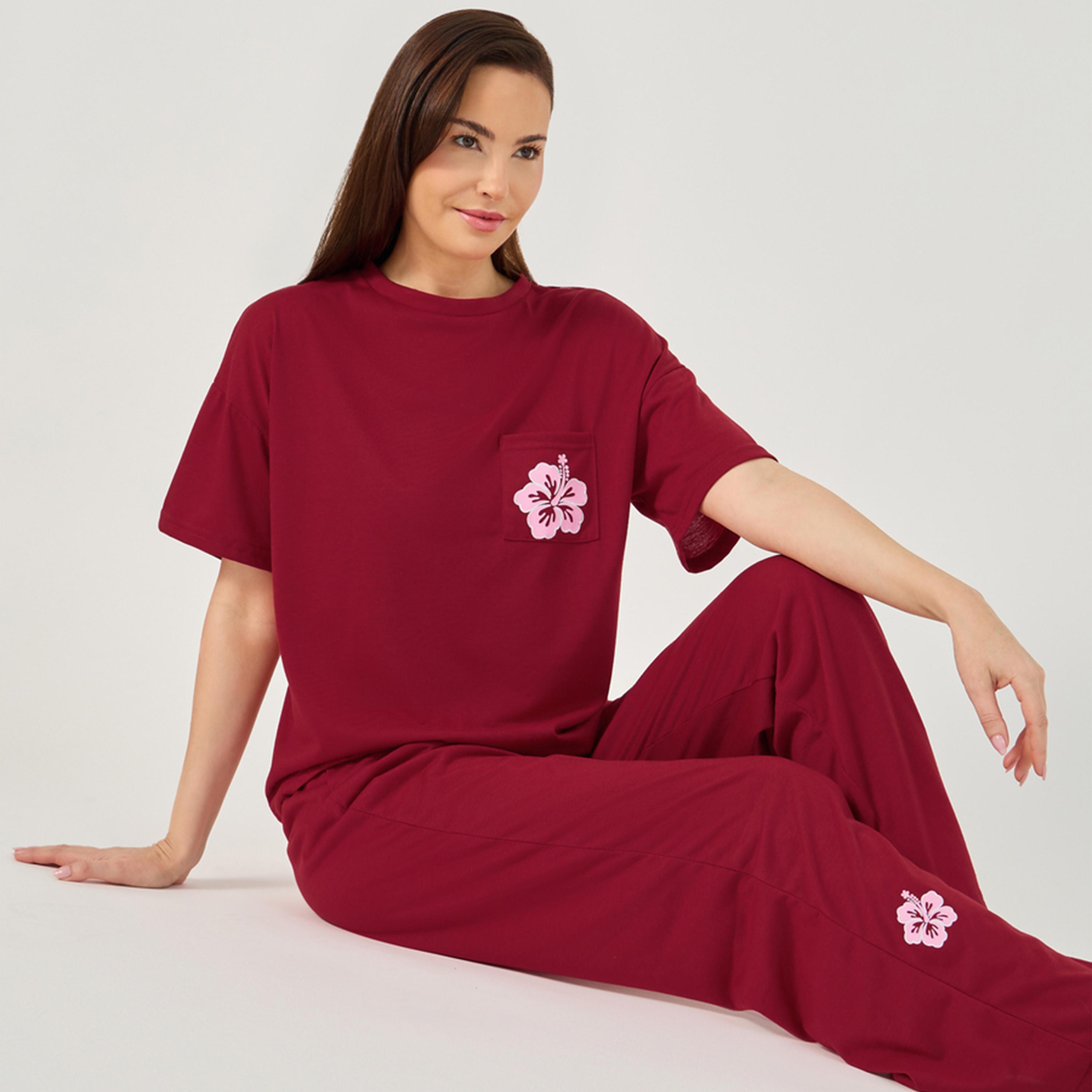 Styli Graphic Print Drop Shoulder T-Shirt and Pyjama Set-women-clothing-nightwear-pyjamas-longsets-image-1