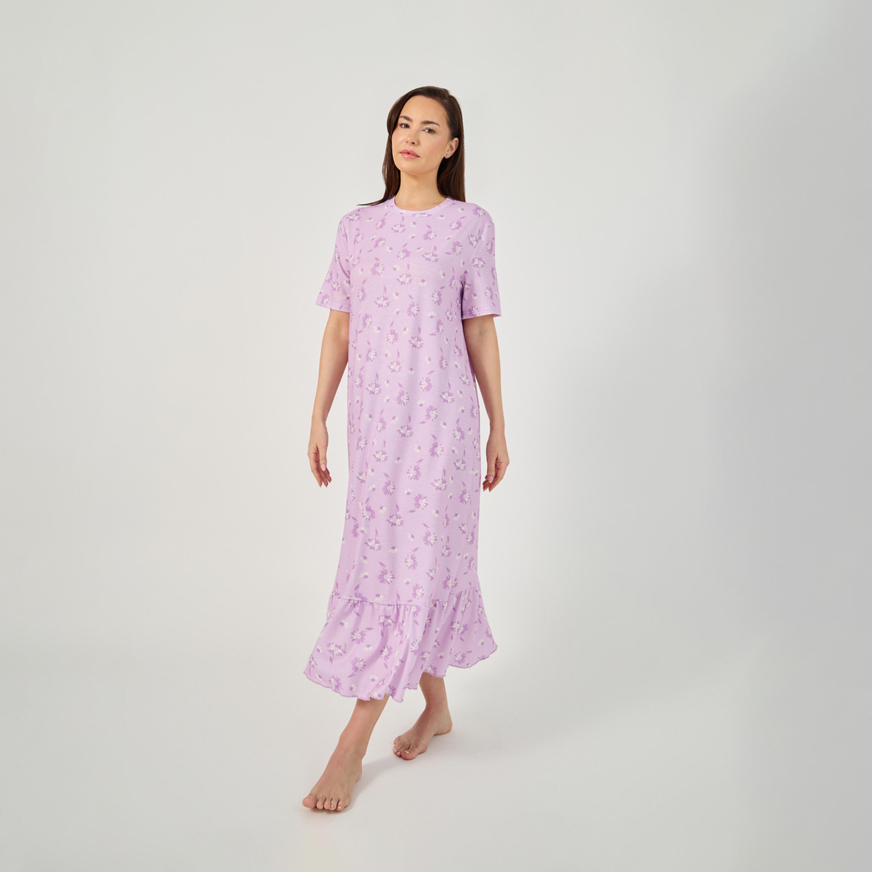 ستايلي - فستان نوم بنمط تي شيرت مع حافة مكشكشة وطبعة زهور-women-clothing-nightwear-nighties-image-1